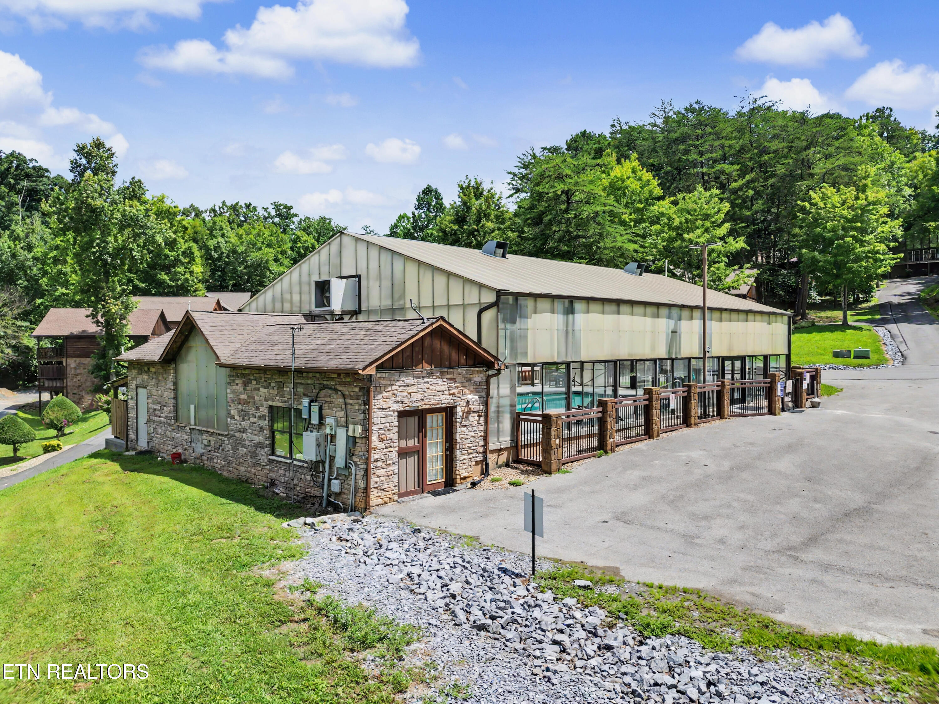 1609 Pinewood Way Sevierville TN 37862