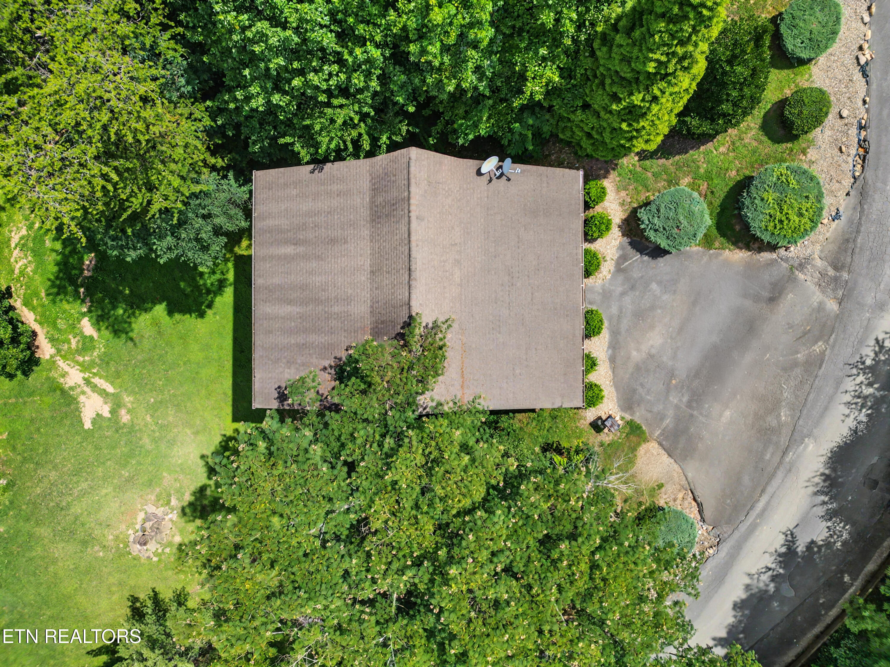 1609 Pinewood Way Sevierville TN 37862