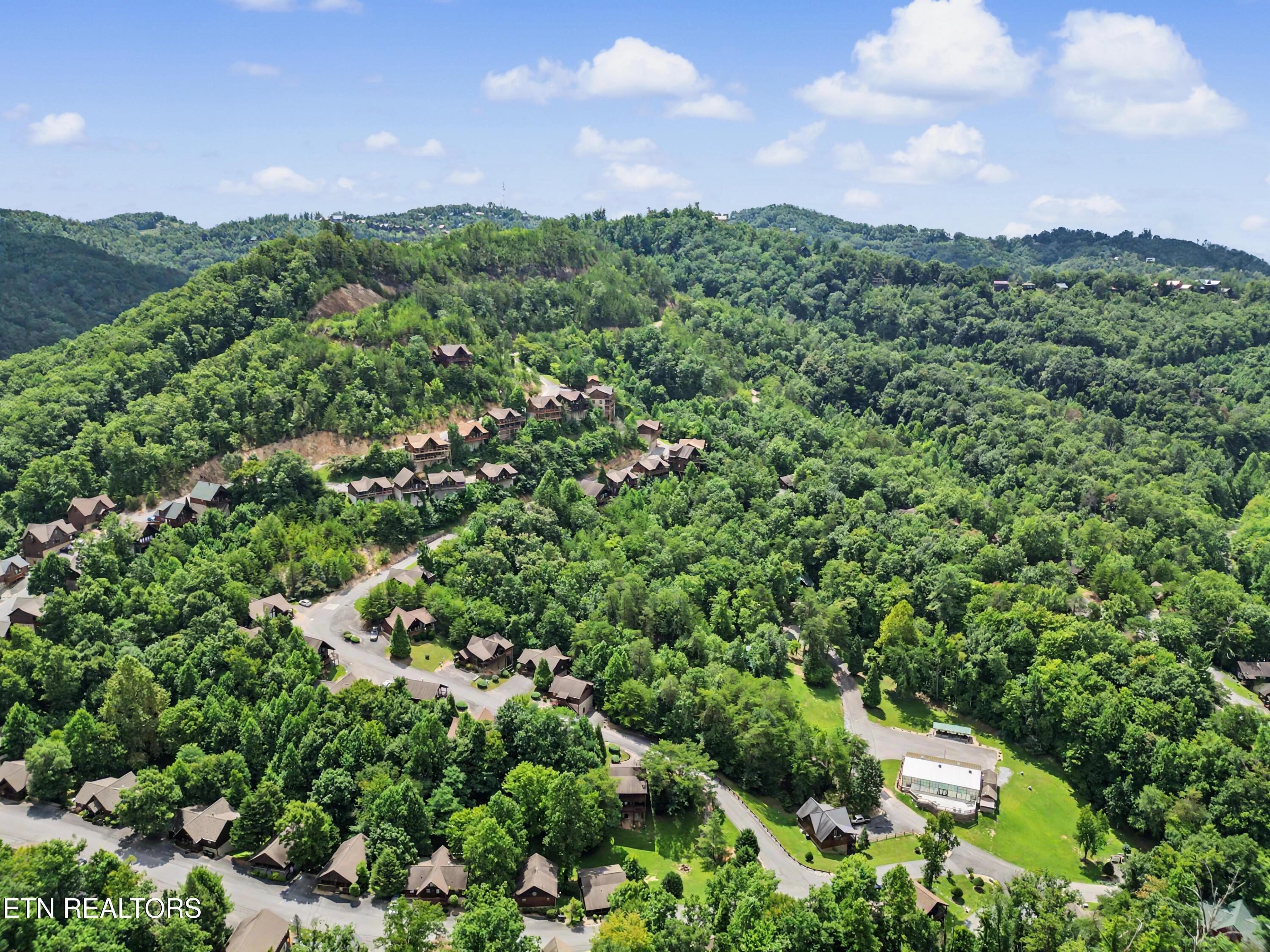 1609 Pinewood Way Sevierville TN 37862