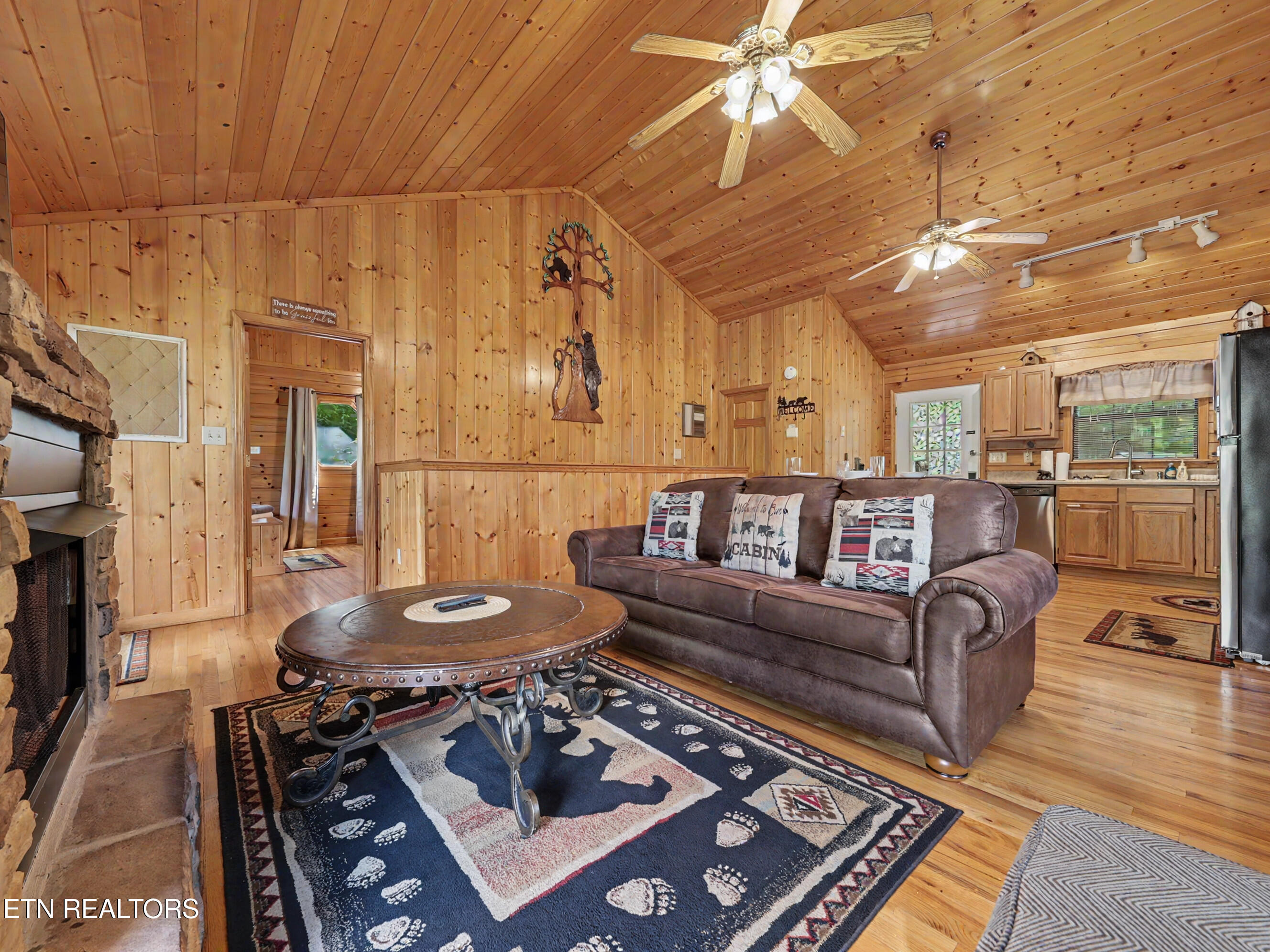 1609 Pinewood Way Sevierville TN 37862