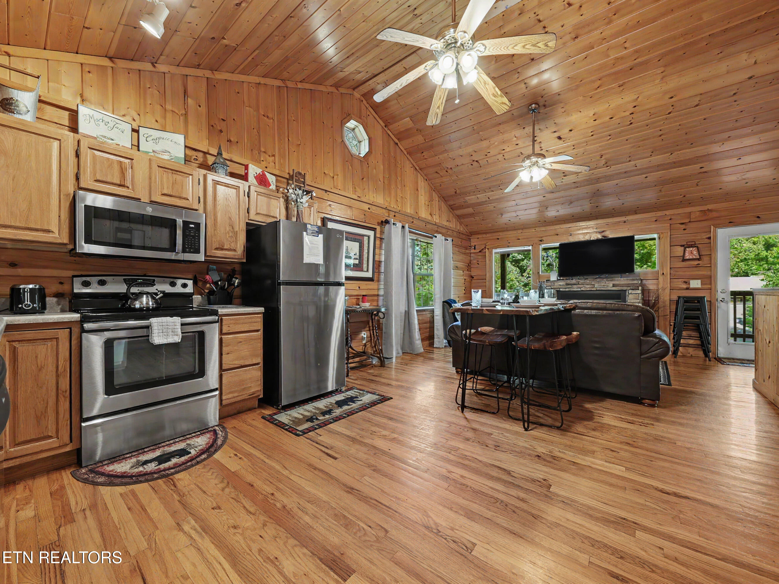 1609 Pinewood Way Sevierville TN 37862
