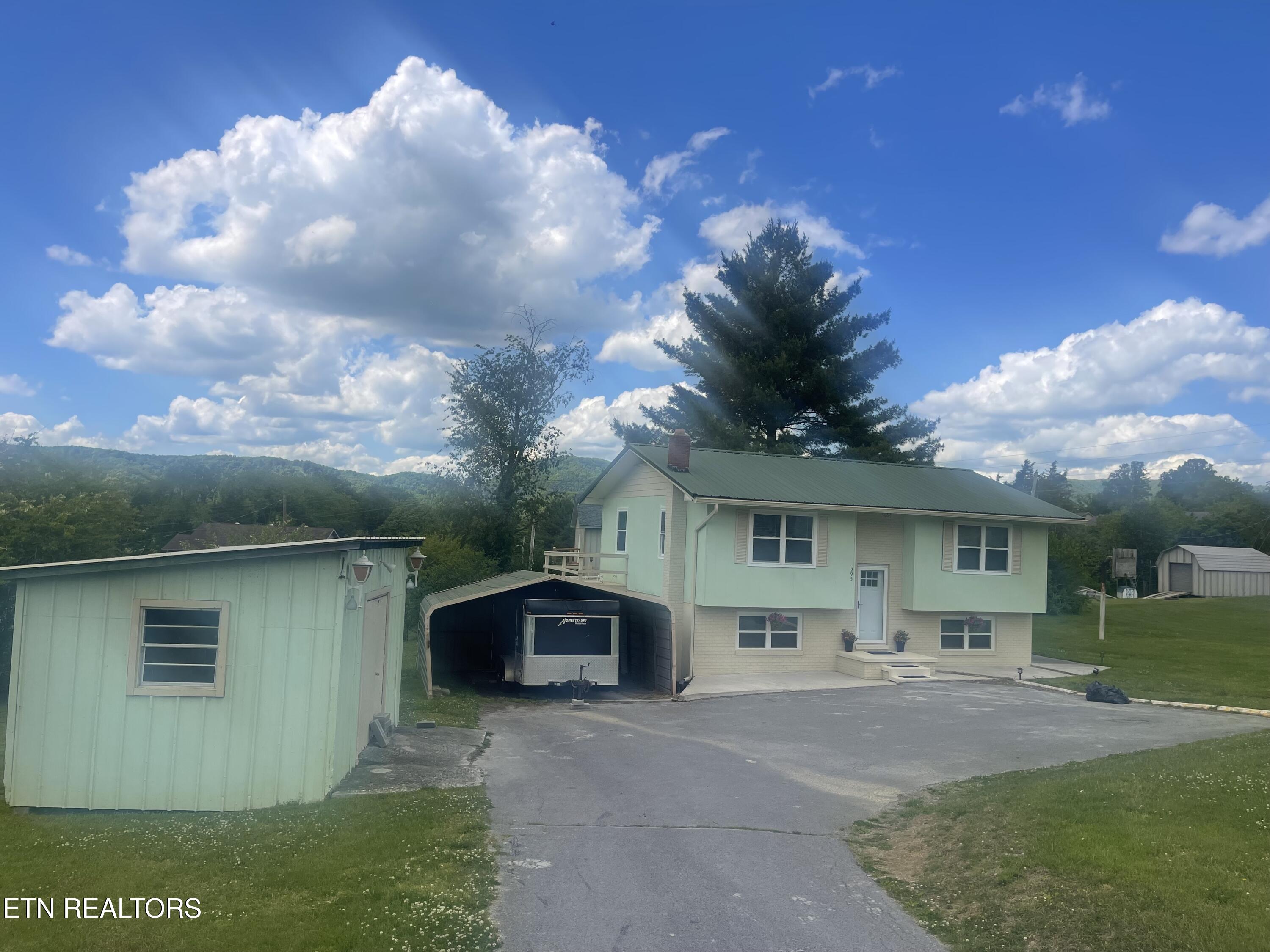 295 Forge Ridge Road Harrogate TN 37752