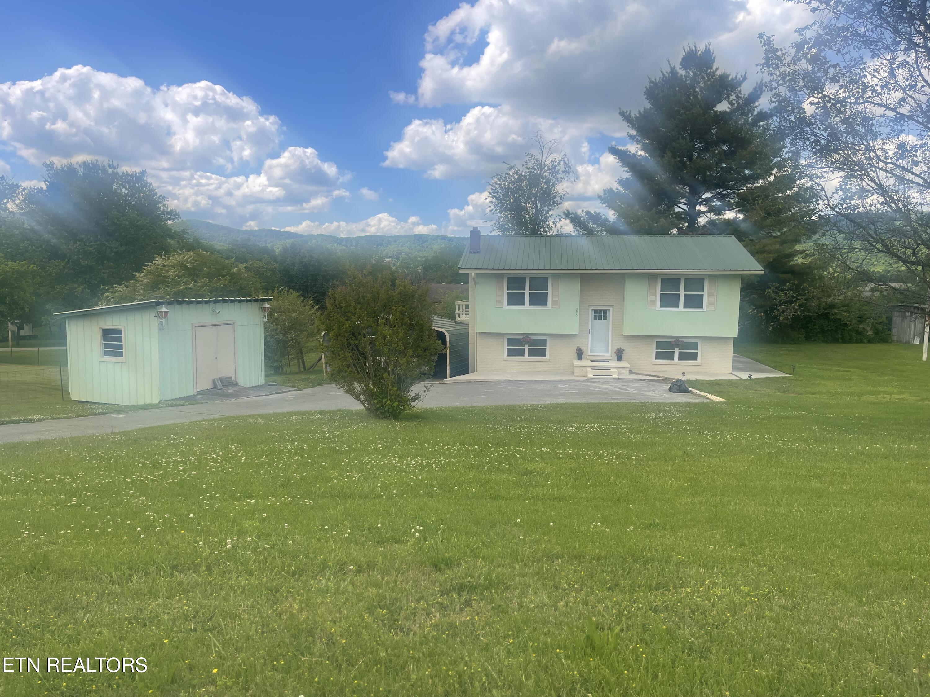 295 Forge Ridge Road Harrogate TN 37752
