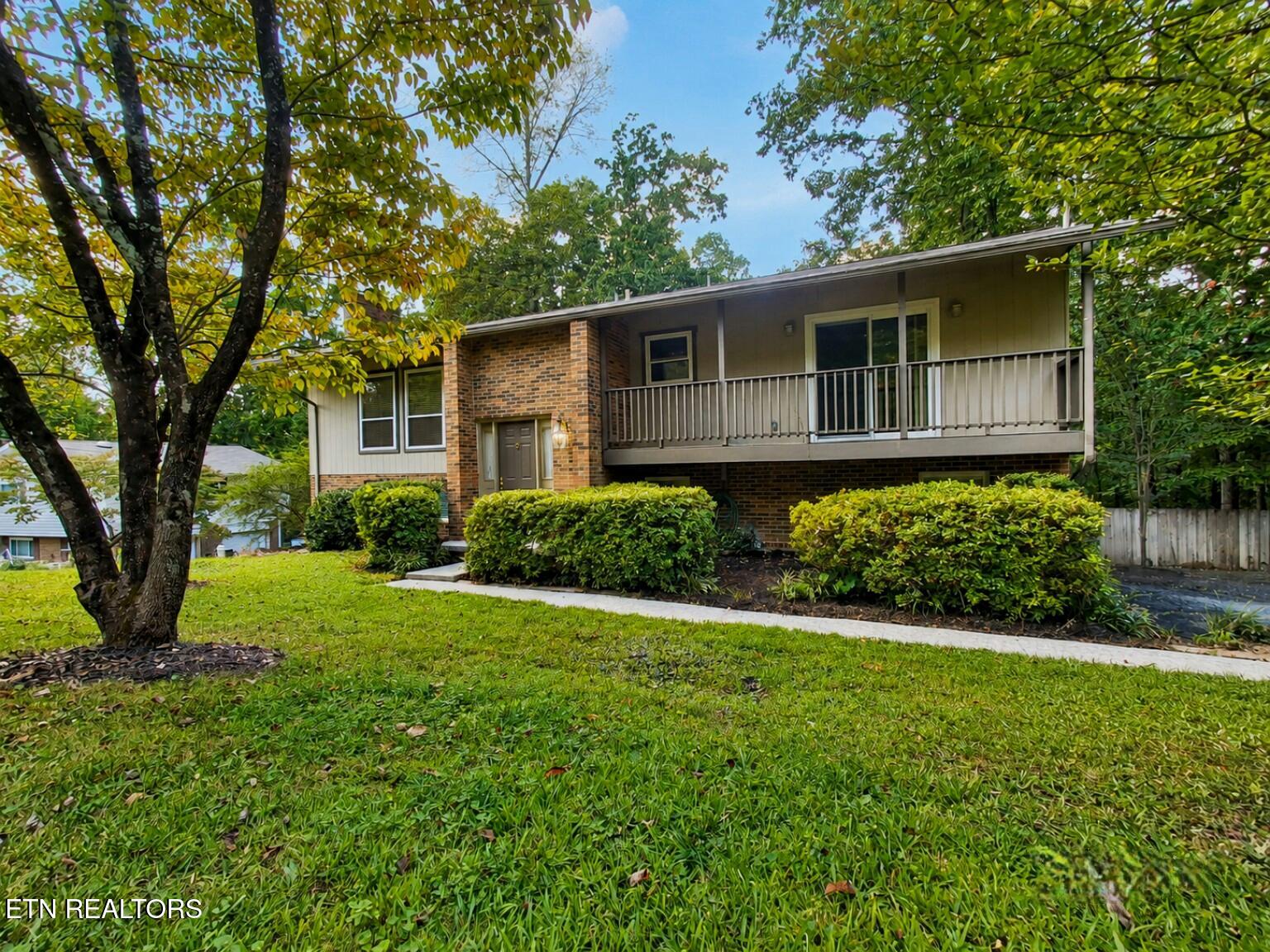 18 Moore Lane Oak Ridge TN 37830