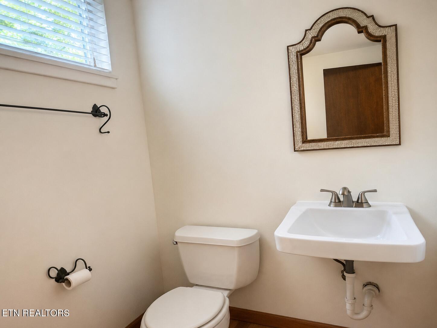 18 Moore Lane Oak Ridge TN 37830