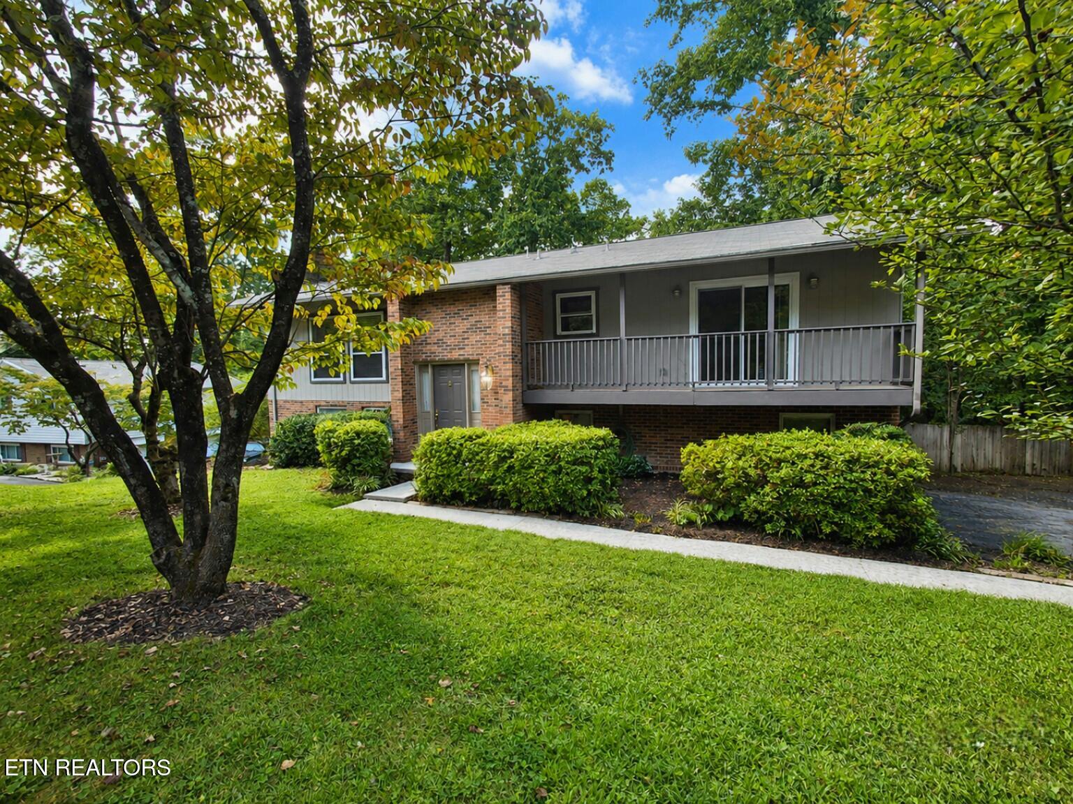 18 Moore Lane Oak Ridge TN 37830