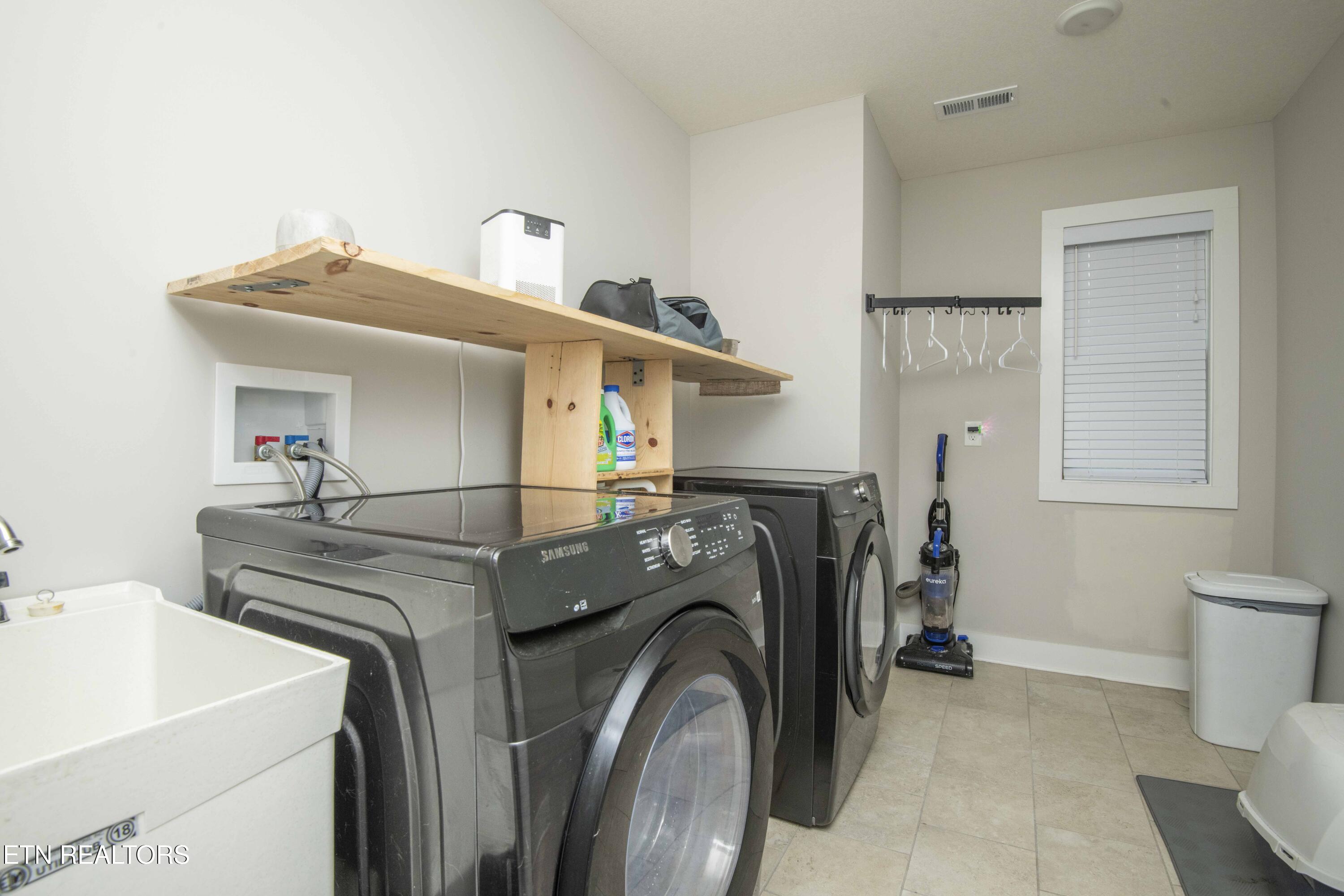 6227 Aldingham Street Knoxville TN 37912