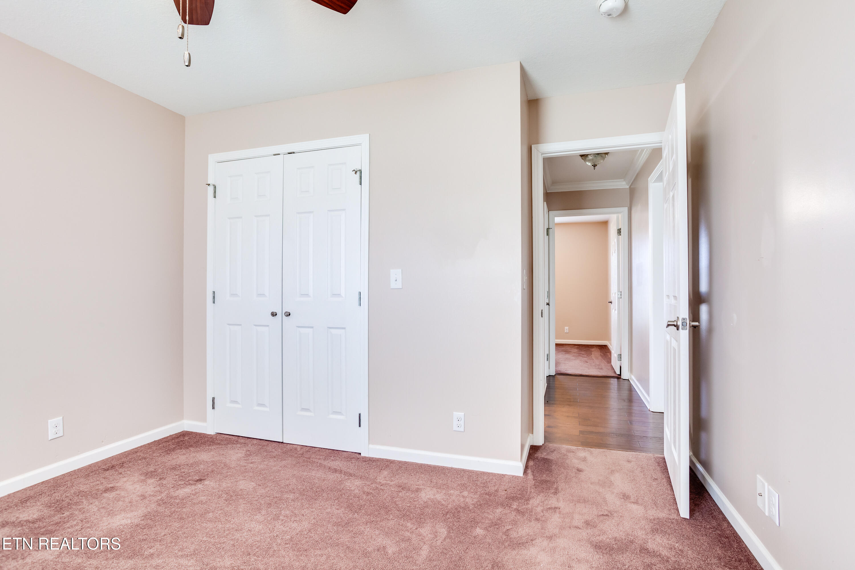 329 Hickory Lane Jacksboro TN 37757