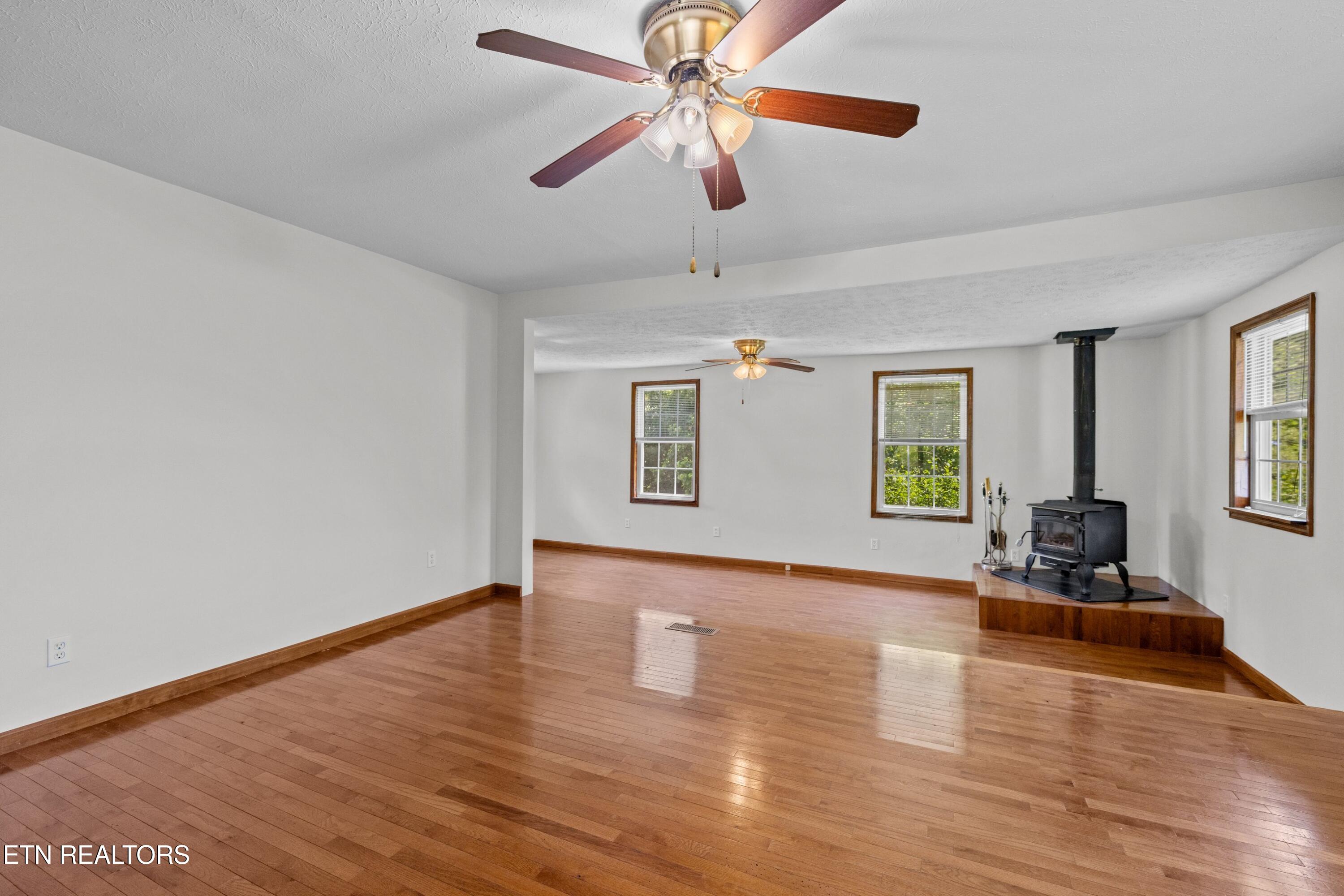 155 Neely Drive New Tazewell TN 37825