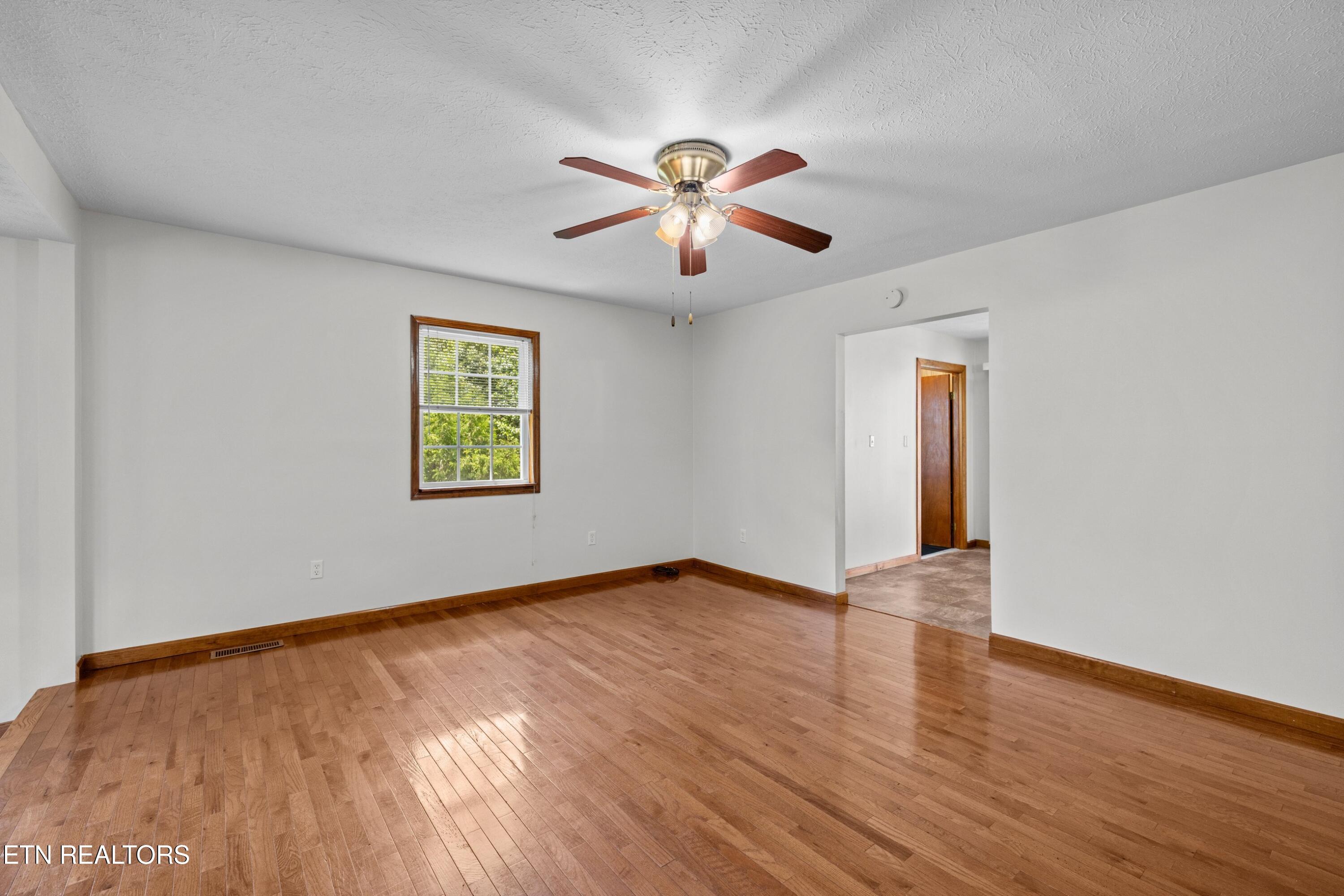 155 Neely Drive New Tazewell TN 37825