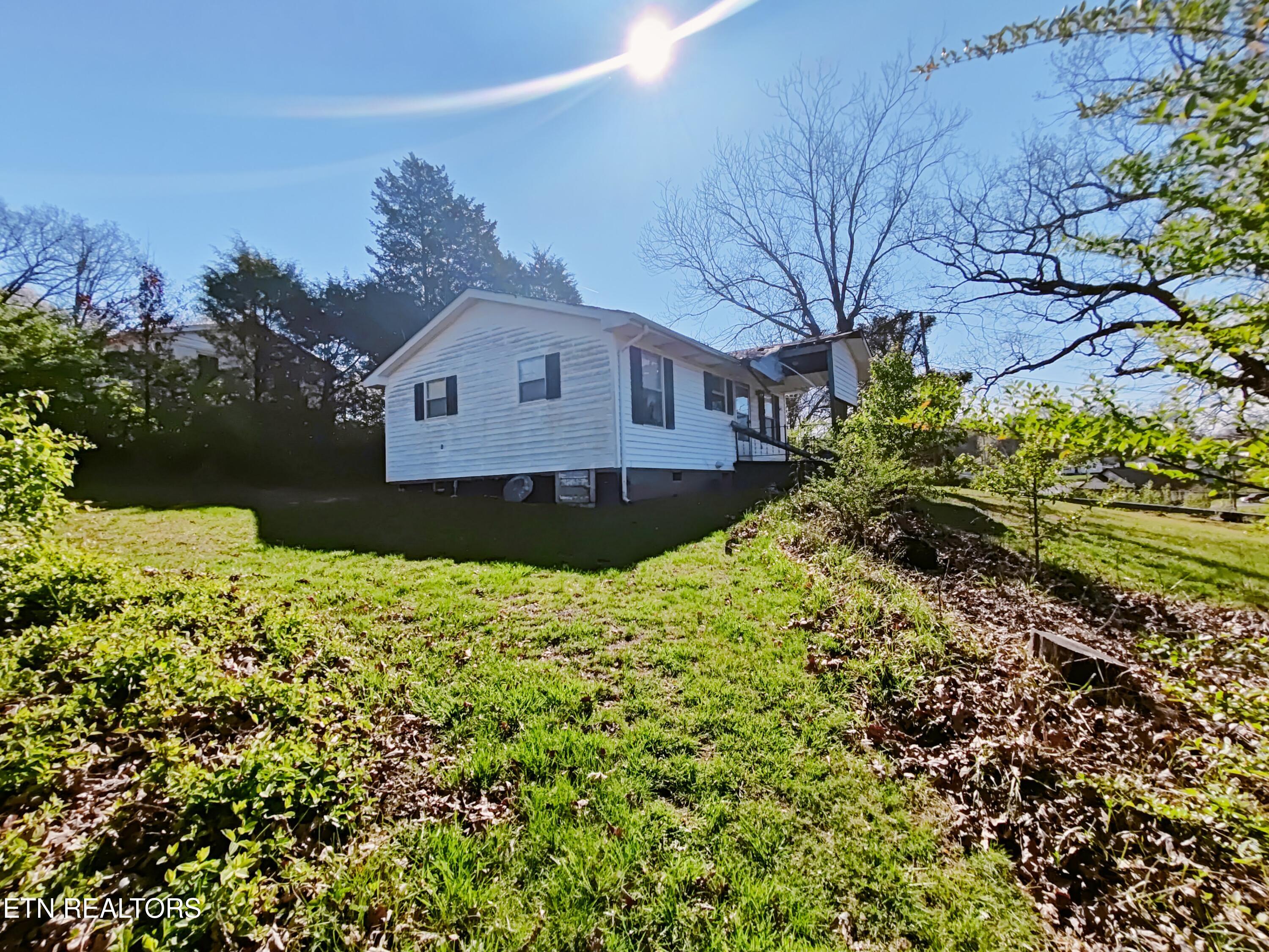 647 W Lamar Alexander Parkway Maryville TN 37801