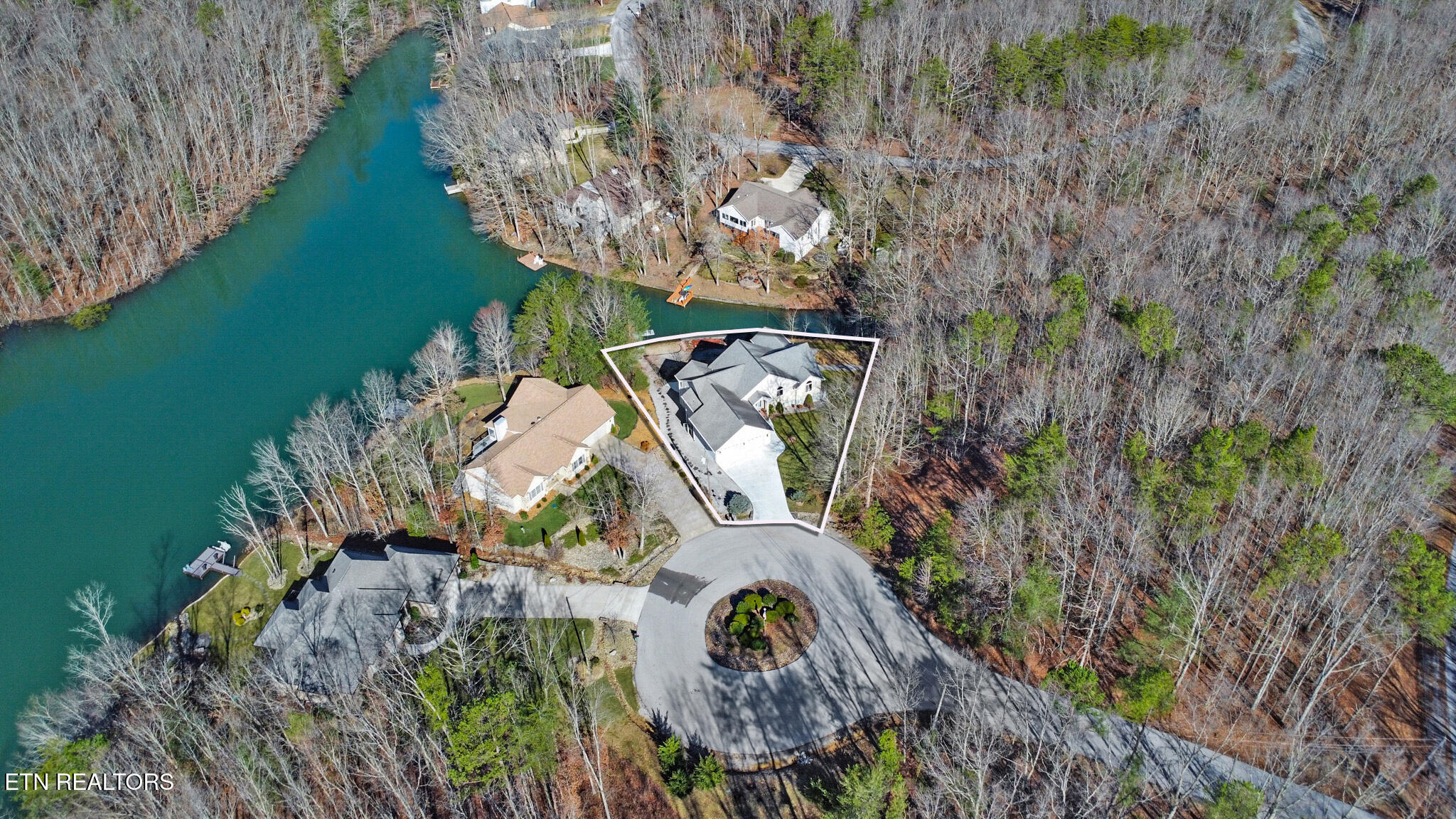14 Needham Terrace Crossville TN 38558