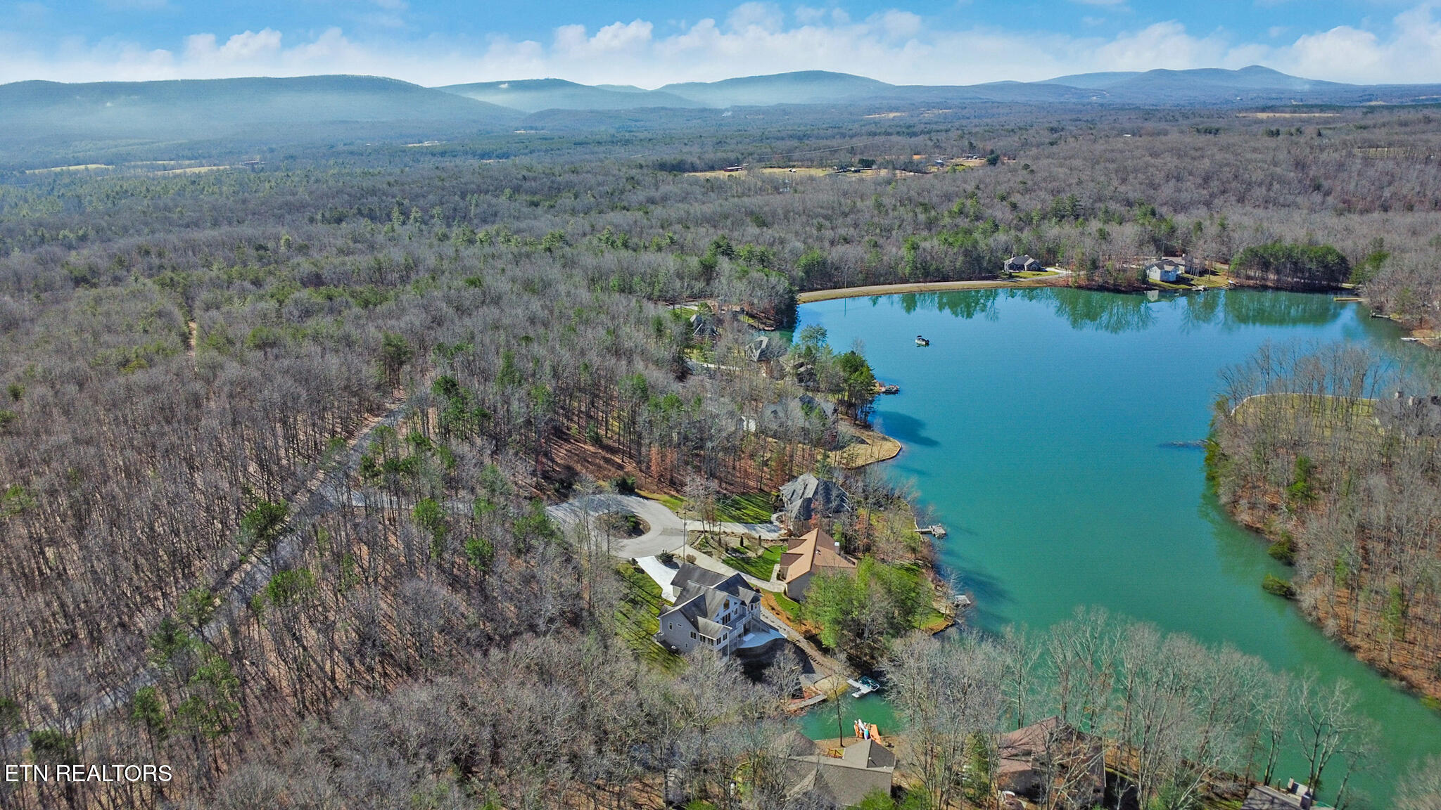 14 Needham Terrace Crossville TN 38558