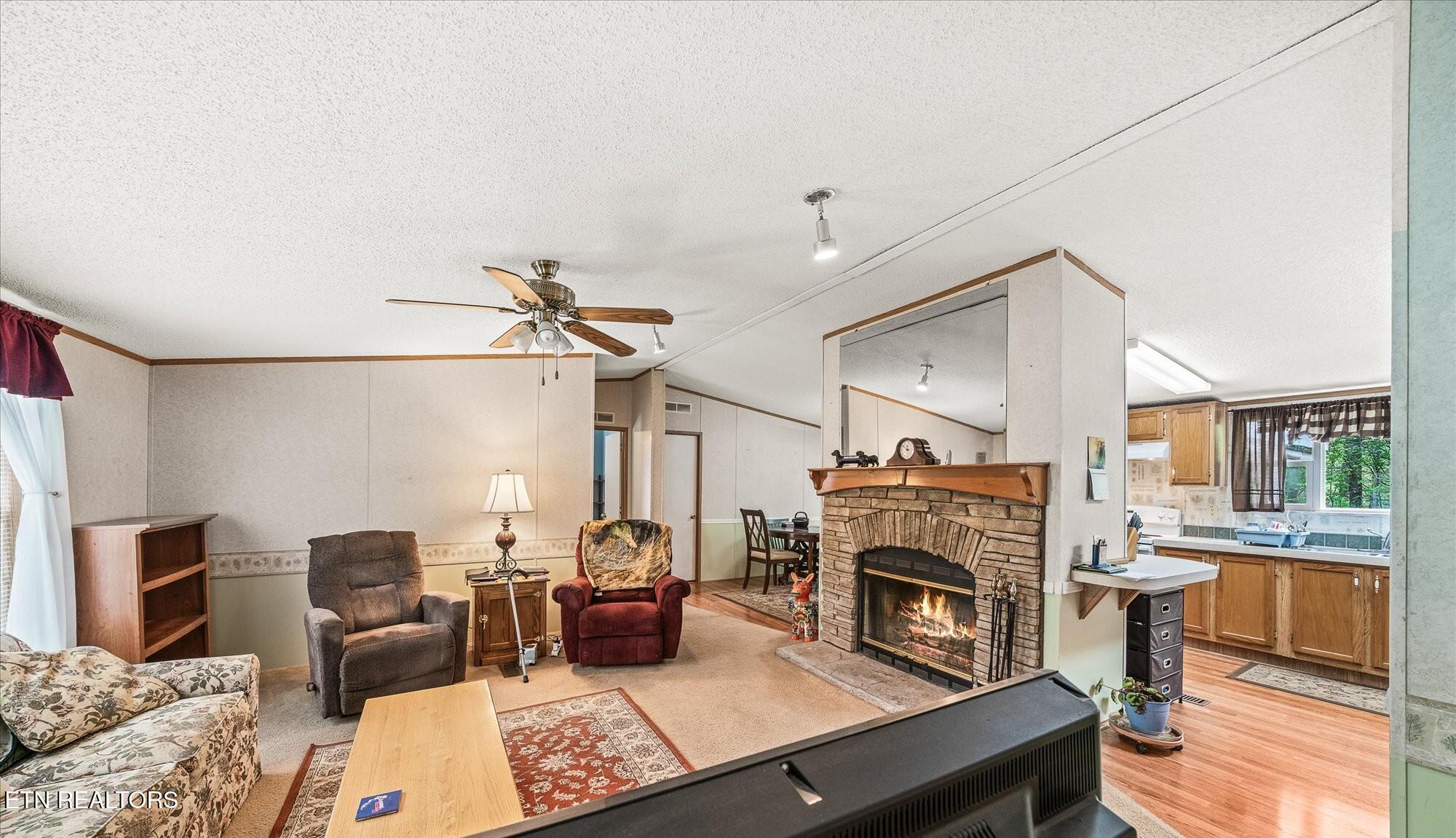 6028 Loch Loosa Drive Crossville TN 38572