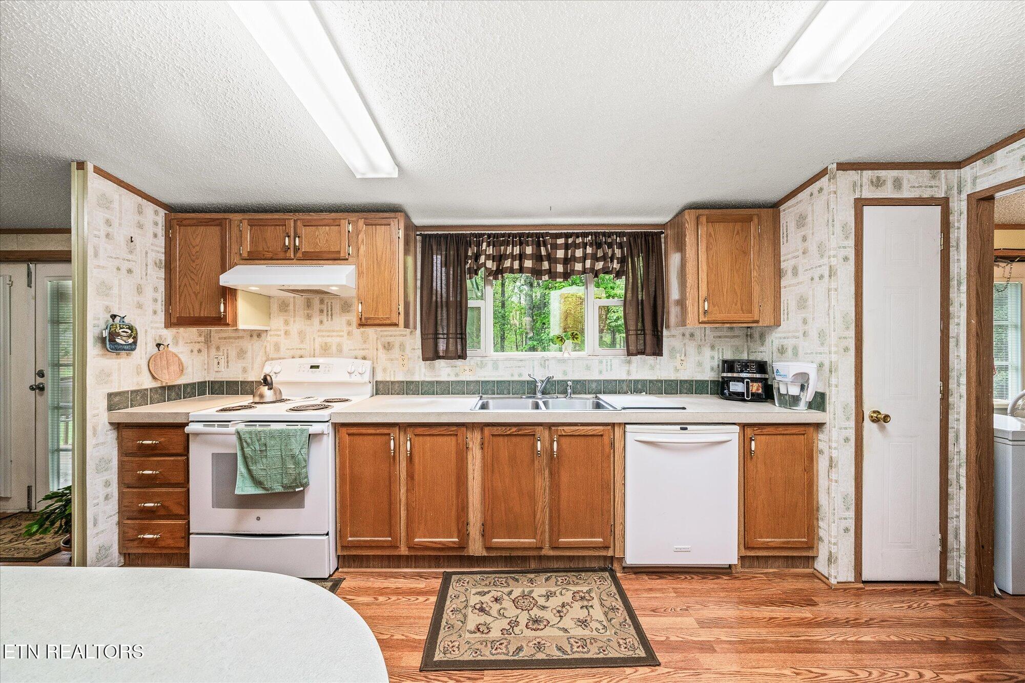 6028 Loch Loosa Drive Crossville TN 38572