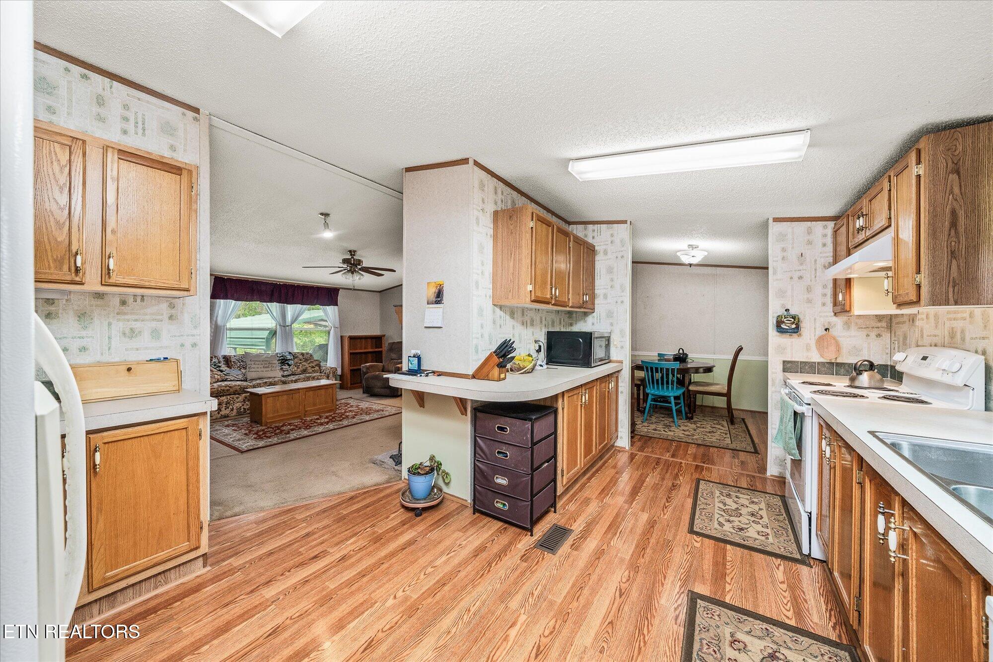 6028 Loch Loosa Drive Crossville TN 38572