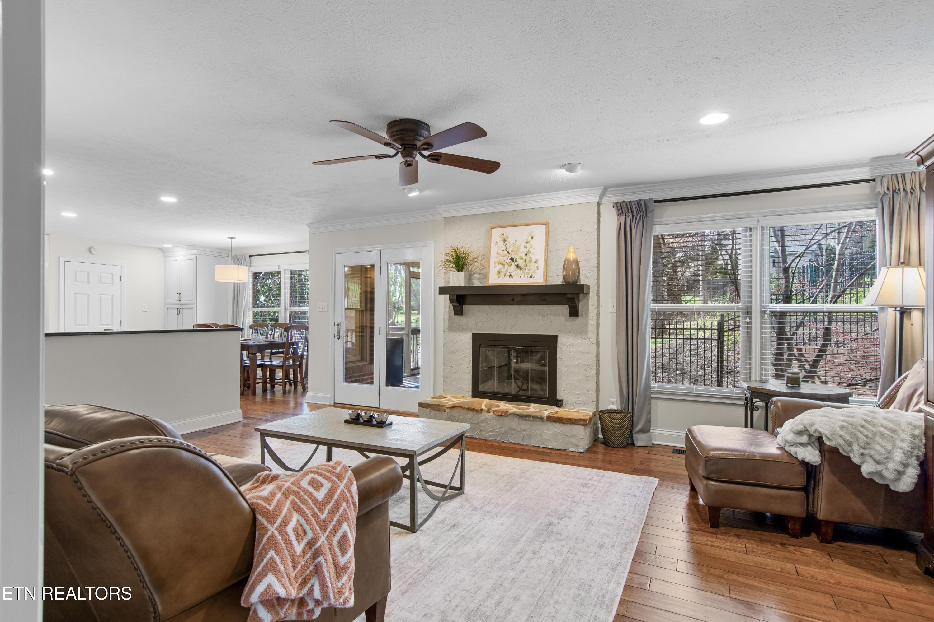 724 Summit Lake Court Knoxville TN 37922