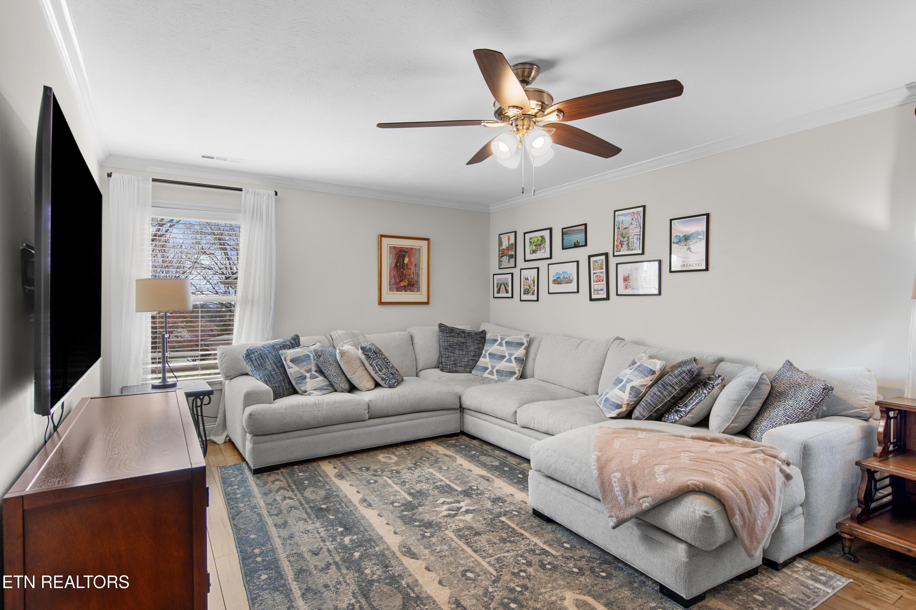 724 Summit Lake Court Knoxville TN 37922