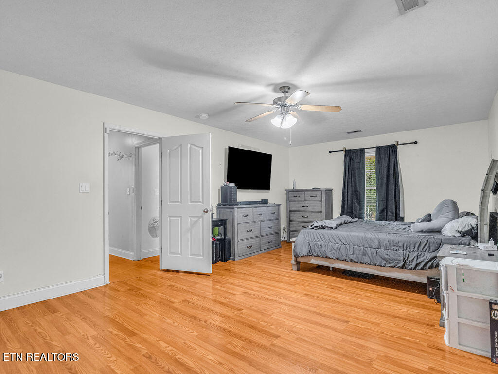 6861 Cardindale Drive Knoxville TN 37918
