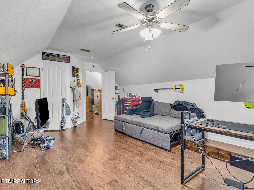 6861 Cardindale Drive Knoxville TN 37918