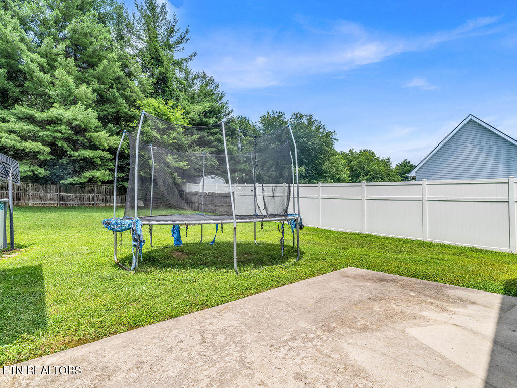 6861 Cardindale Drive Knoxville TN 37918