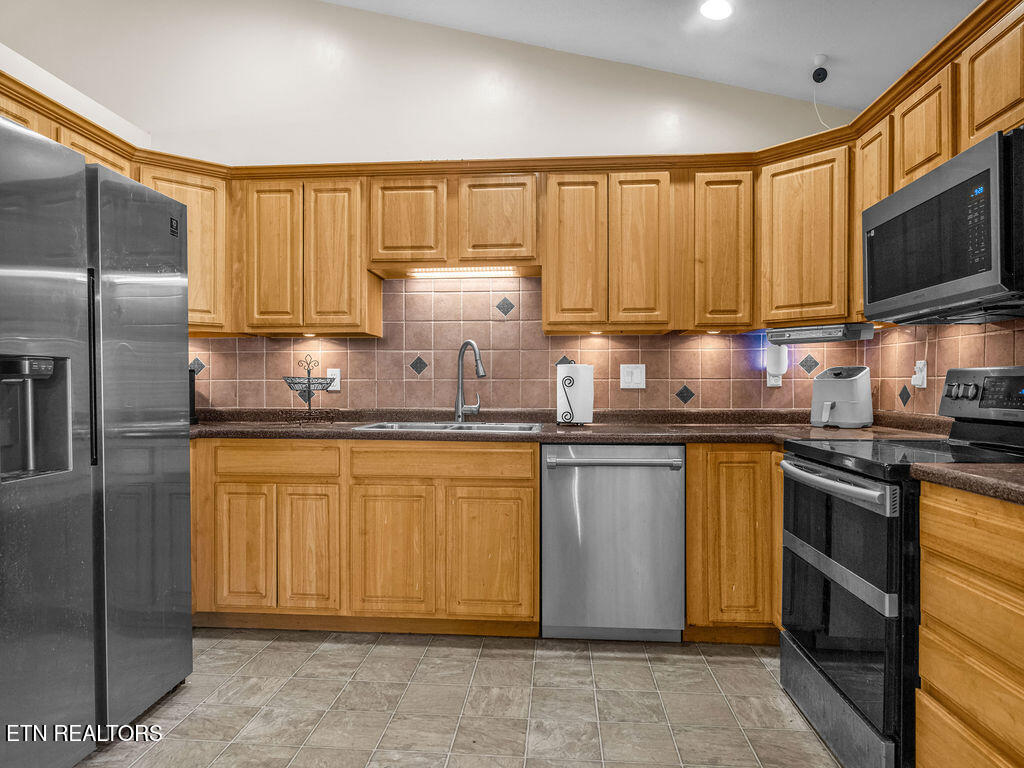 6861 Cardindale Drive Knoxville TN 37918