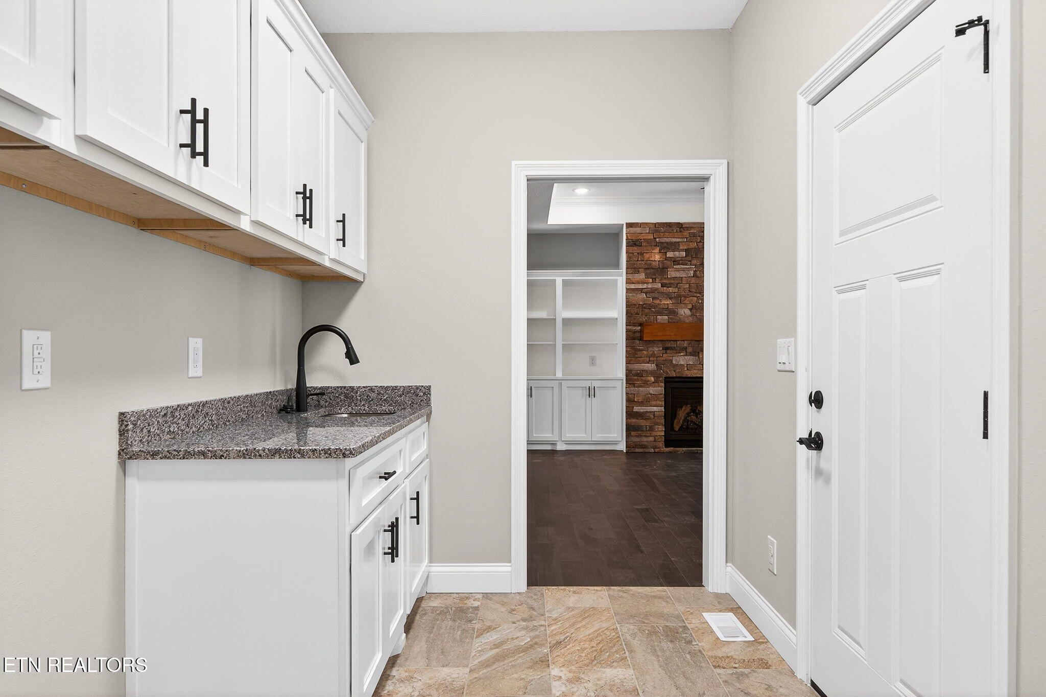 382 St George Drive Crossville TN 38558