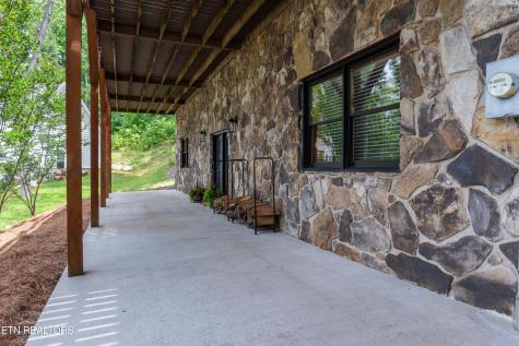 198 E Cove Drive Greenback TN 37742