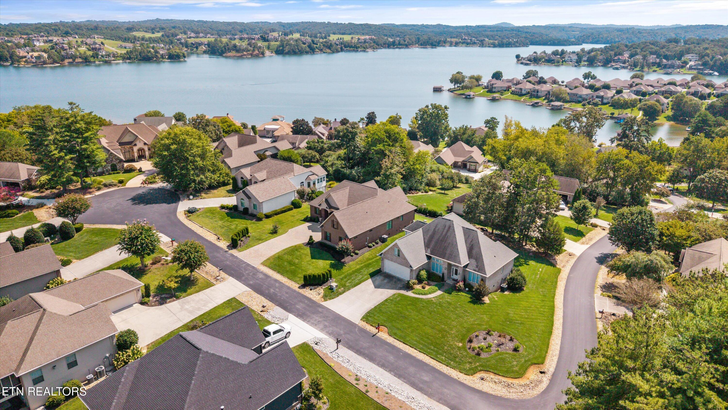 302 Coweta Court Loudon TN 37774