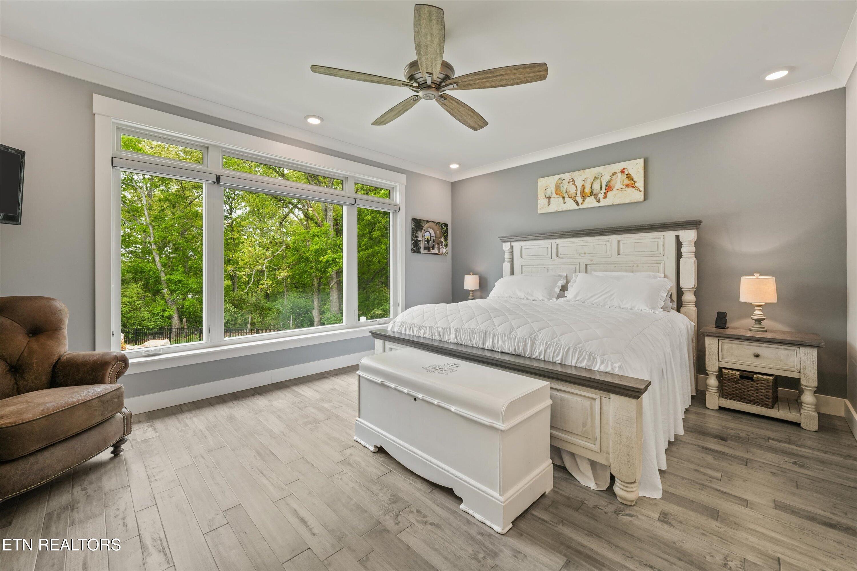 3223 Lowes Landing Louisville TN 37777