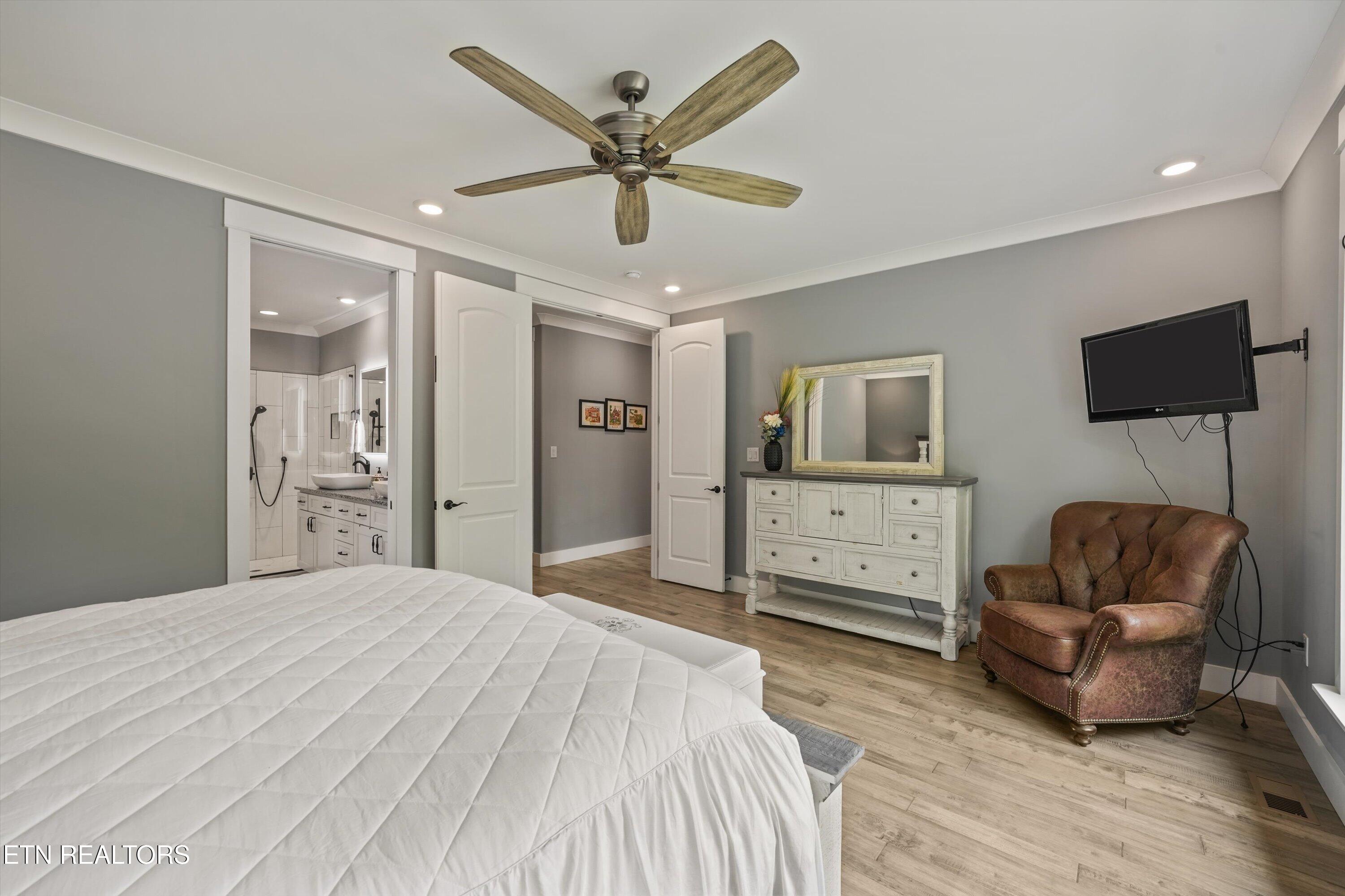 3223 Lowes Landing Louisville TN 37777