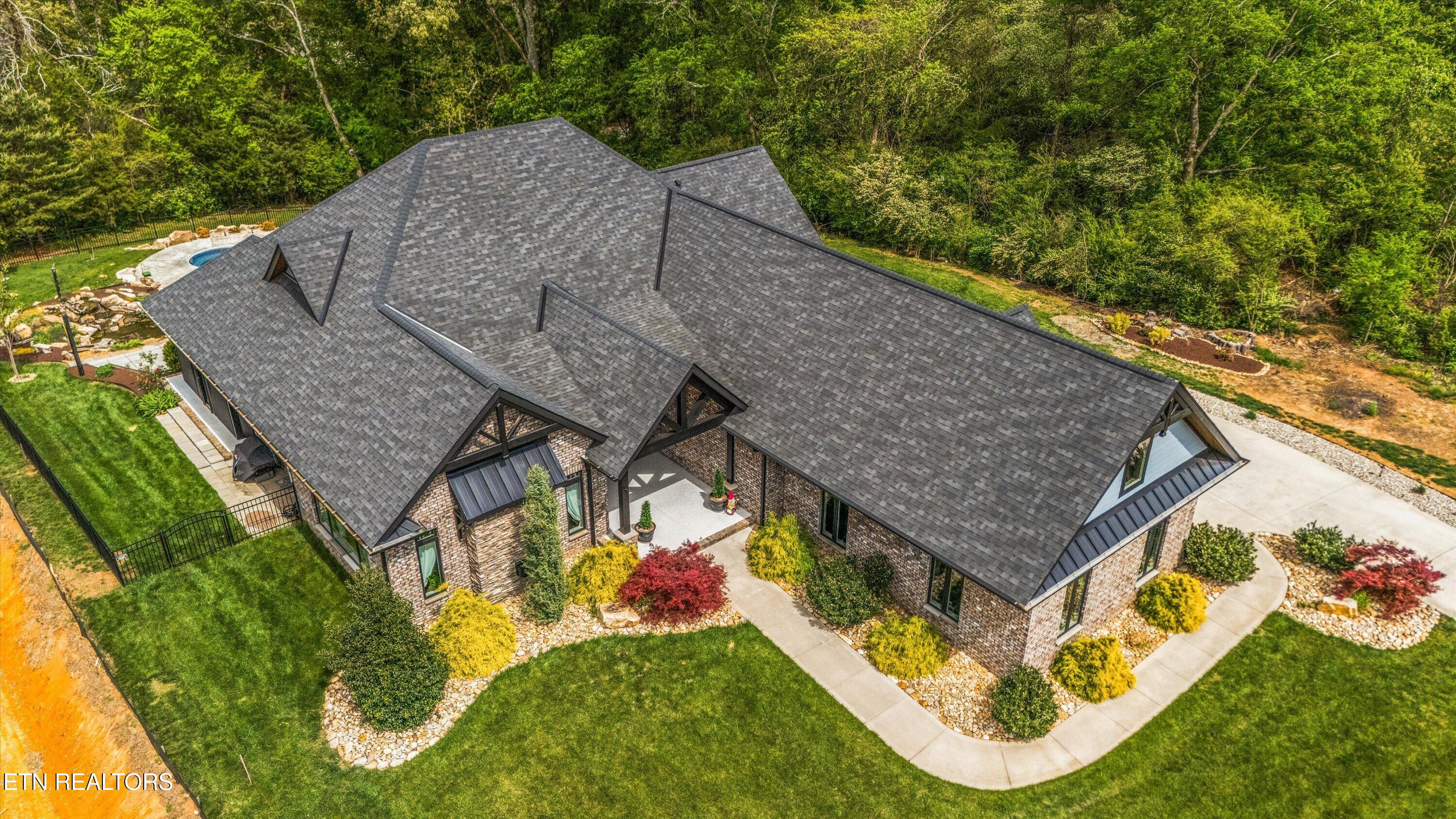 3223 Lowes Landing Louisville TN 37777