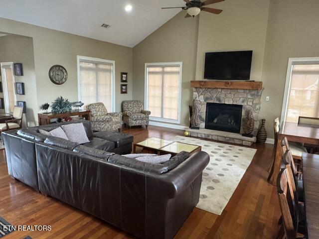 3223 Lowes Landing Louisville TN 37777