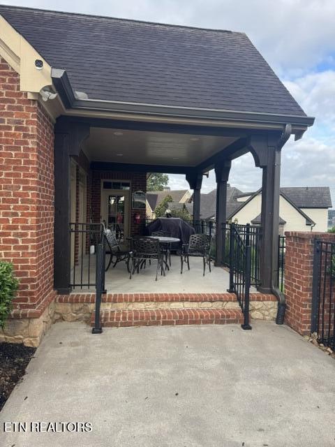 3223 Lowes Landing Louisville TN 37777