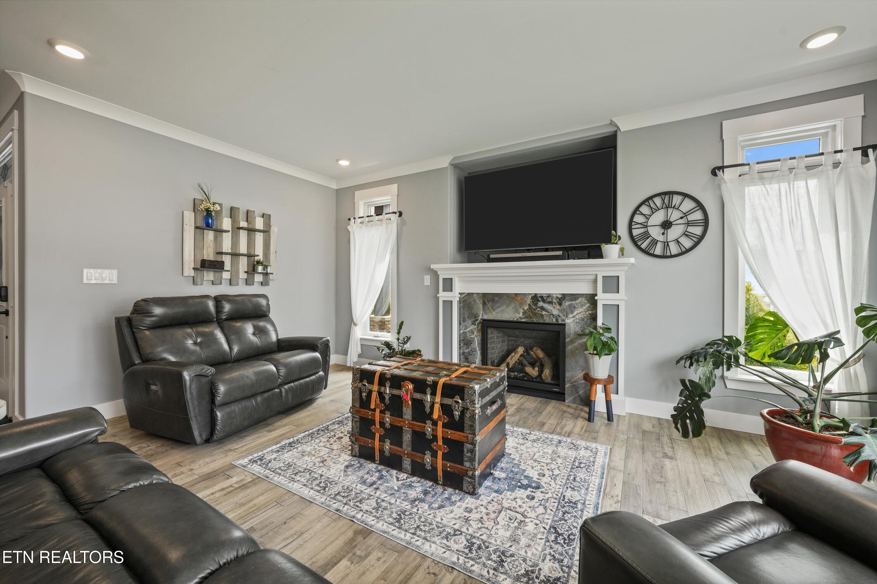 3223 Lowes Landing Louisville TN 37777