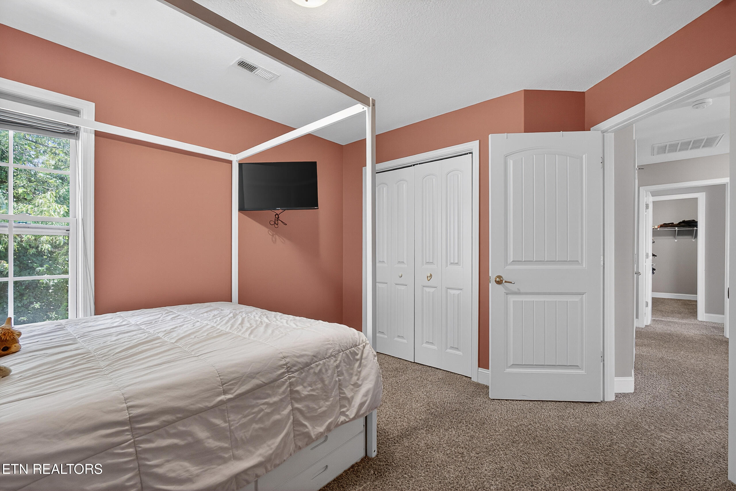 2748 Southwinds Circle Sevierville TN 37876
