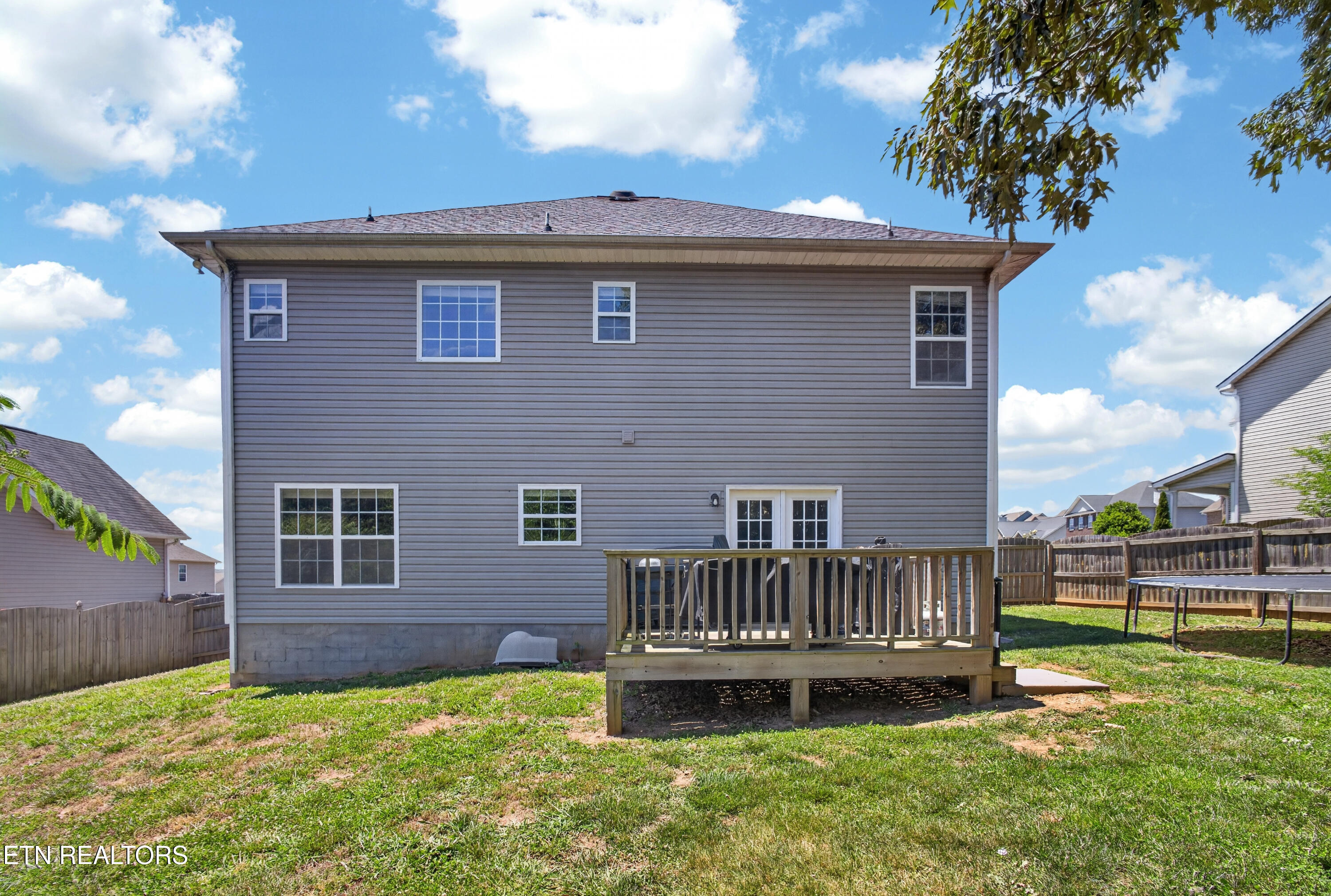 2748 Southwinds Circle Sevierville TN 37876