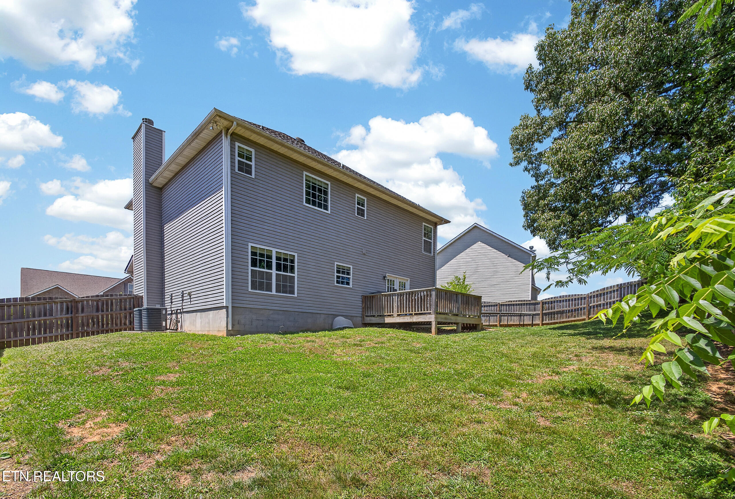 2748 Southwinds Circle Sevierville TN 37876