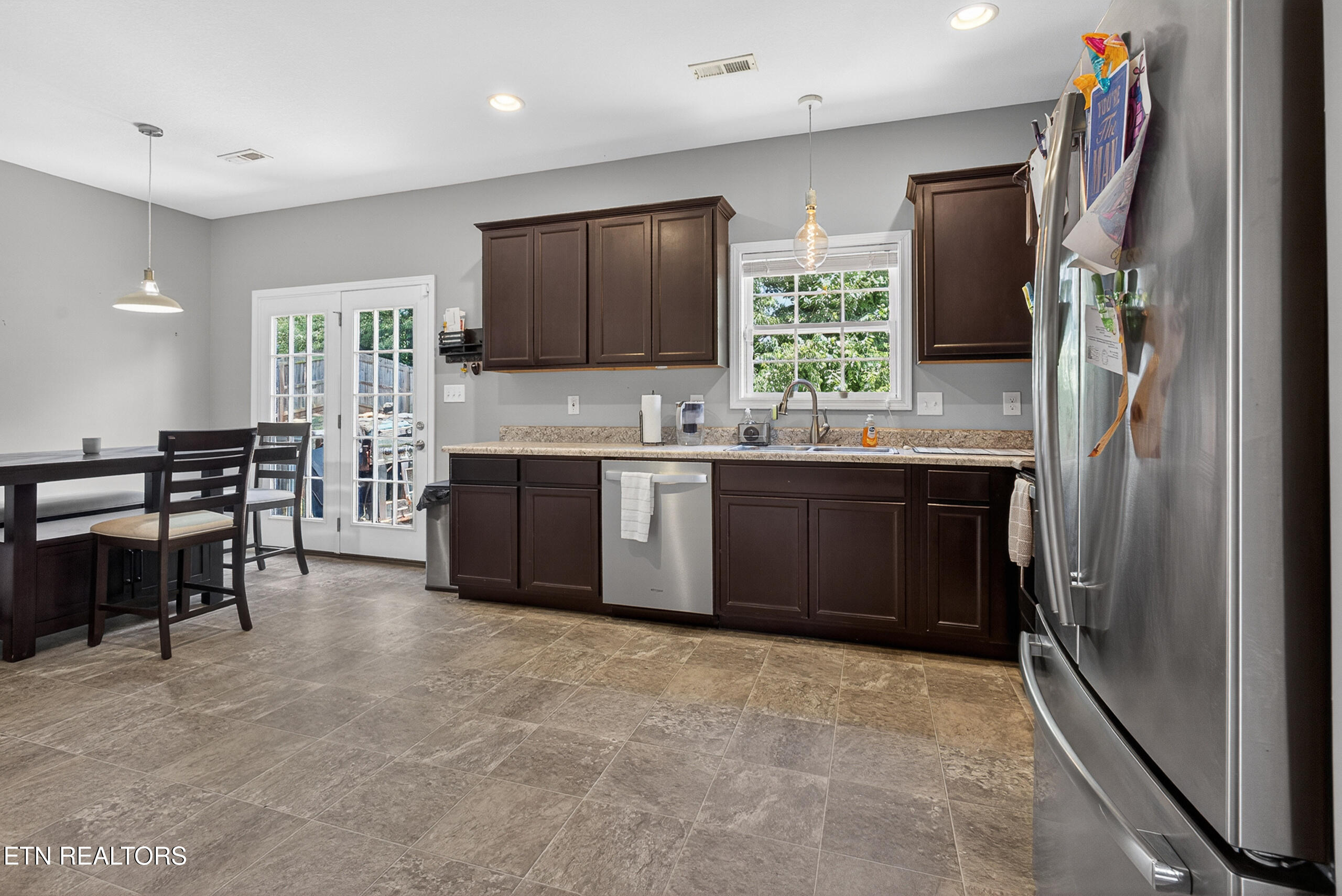 2748 Southwinds Circle Sevierville TN 37876