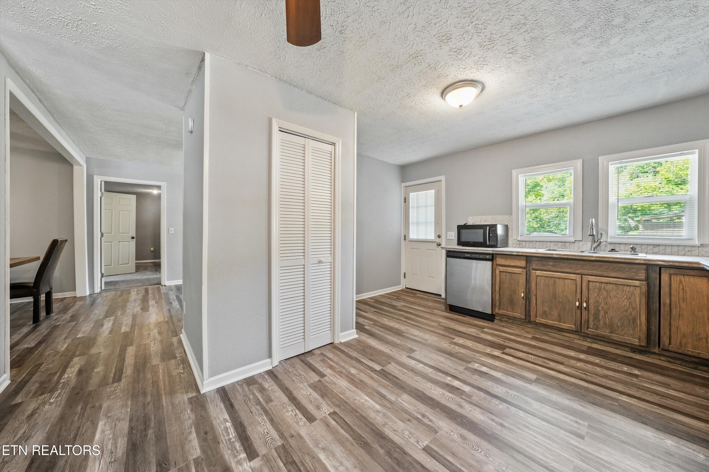 502 Wallace Avenue Rocky Top TN 37769