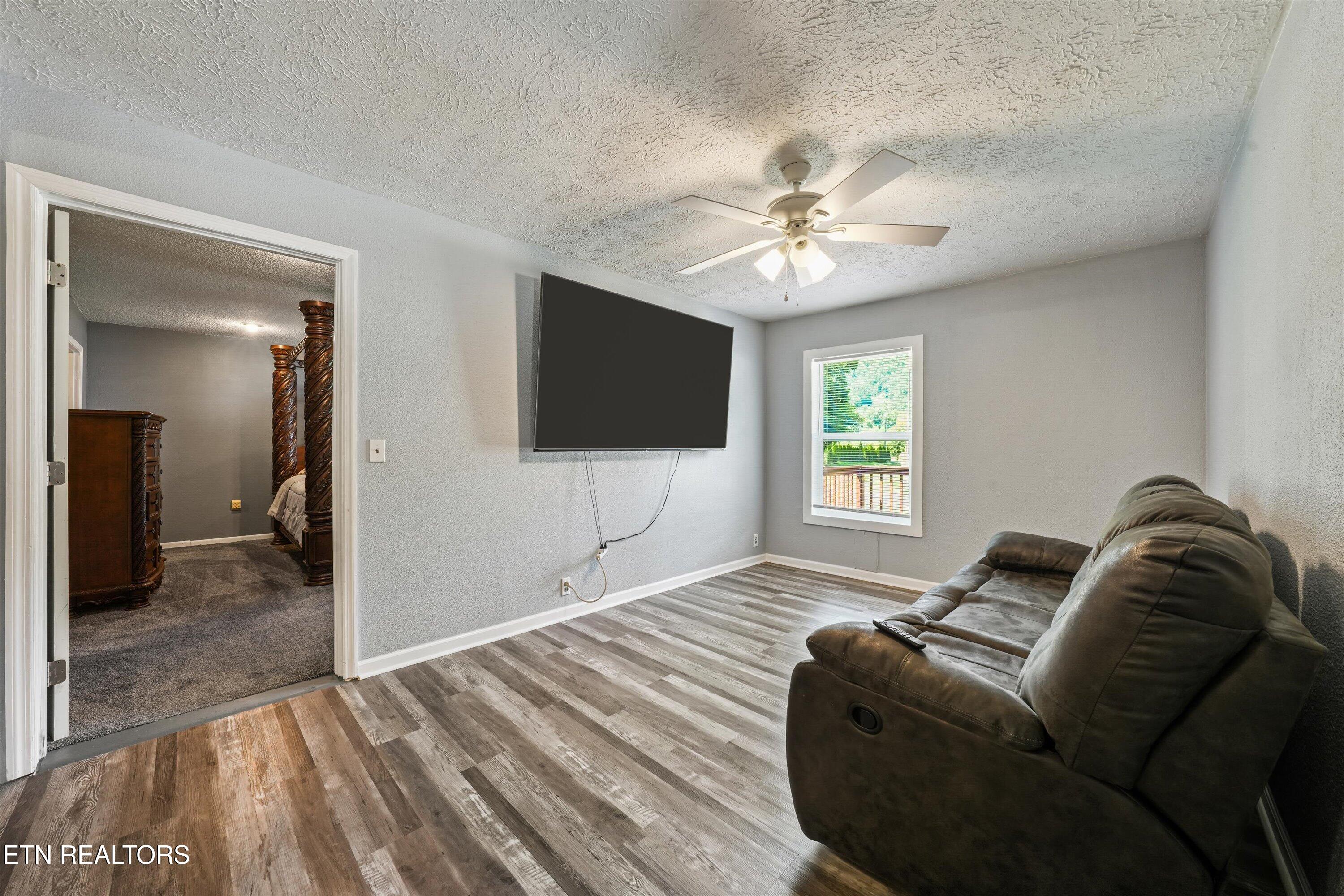 502 Wallace Avenue Rocky Top TN 37769