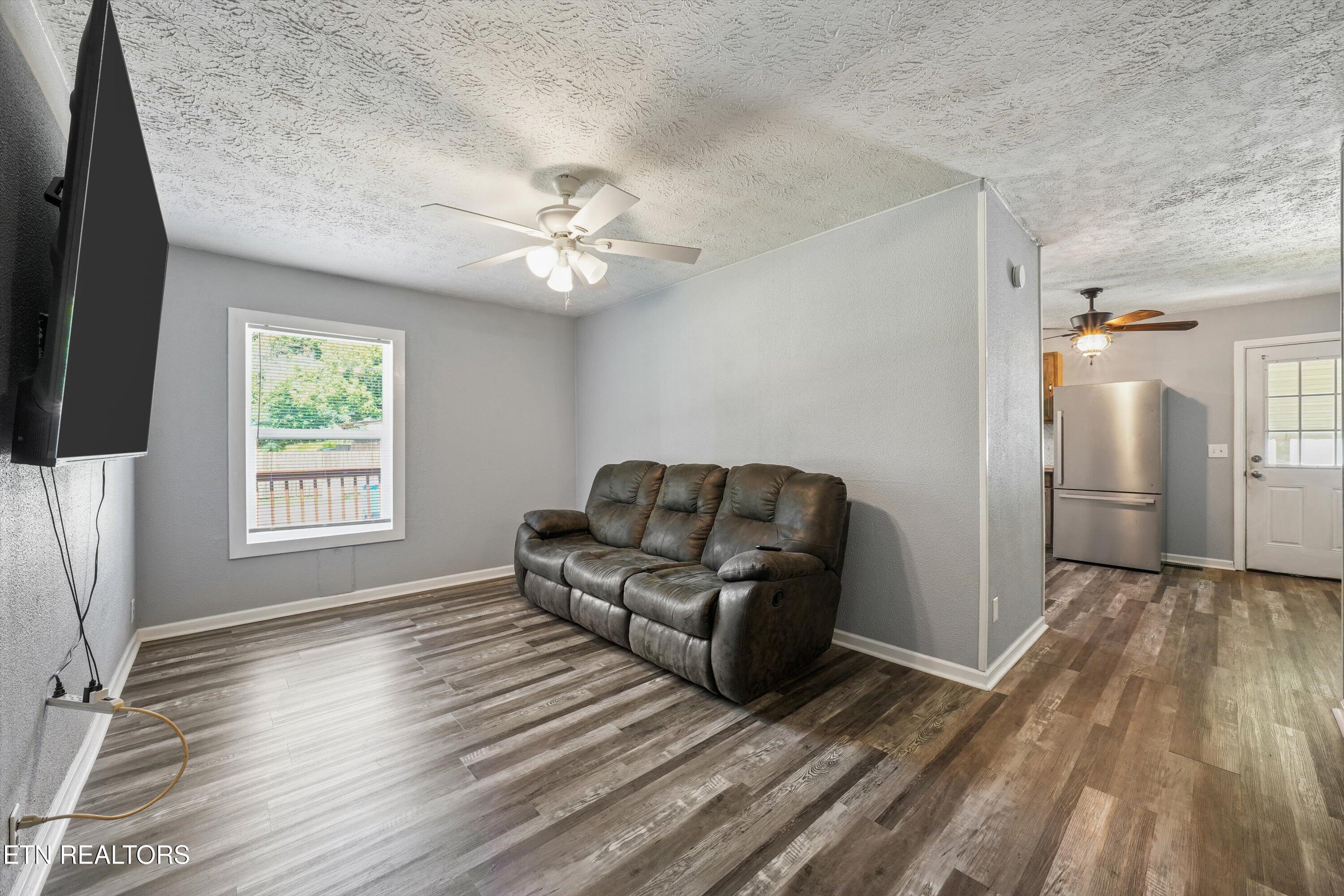 502 Wallace Avenue Rocky Top TN 37769
