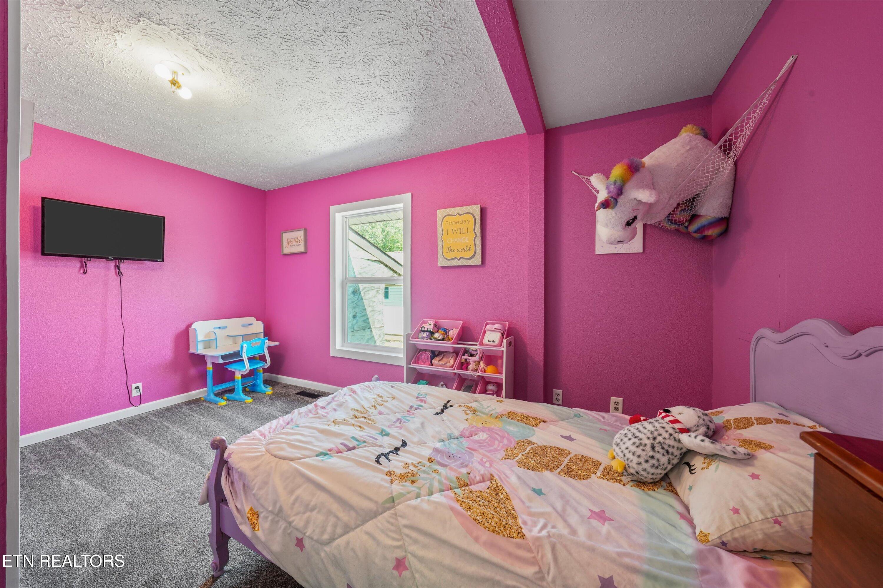502 Wallace Avenue Rocky Top TN 37769