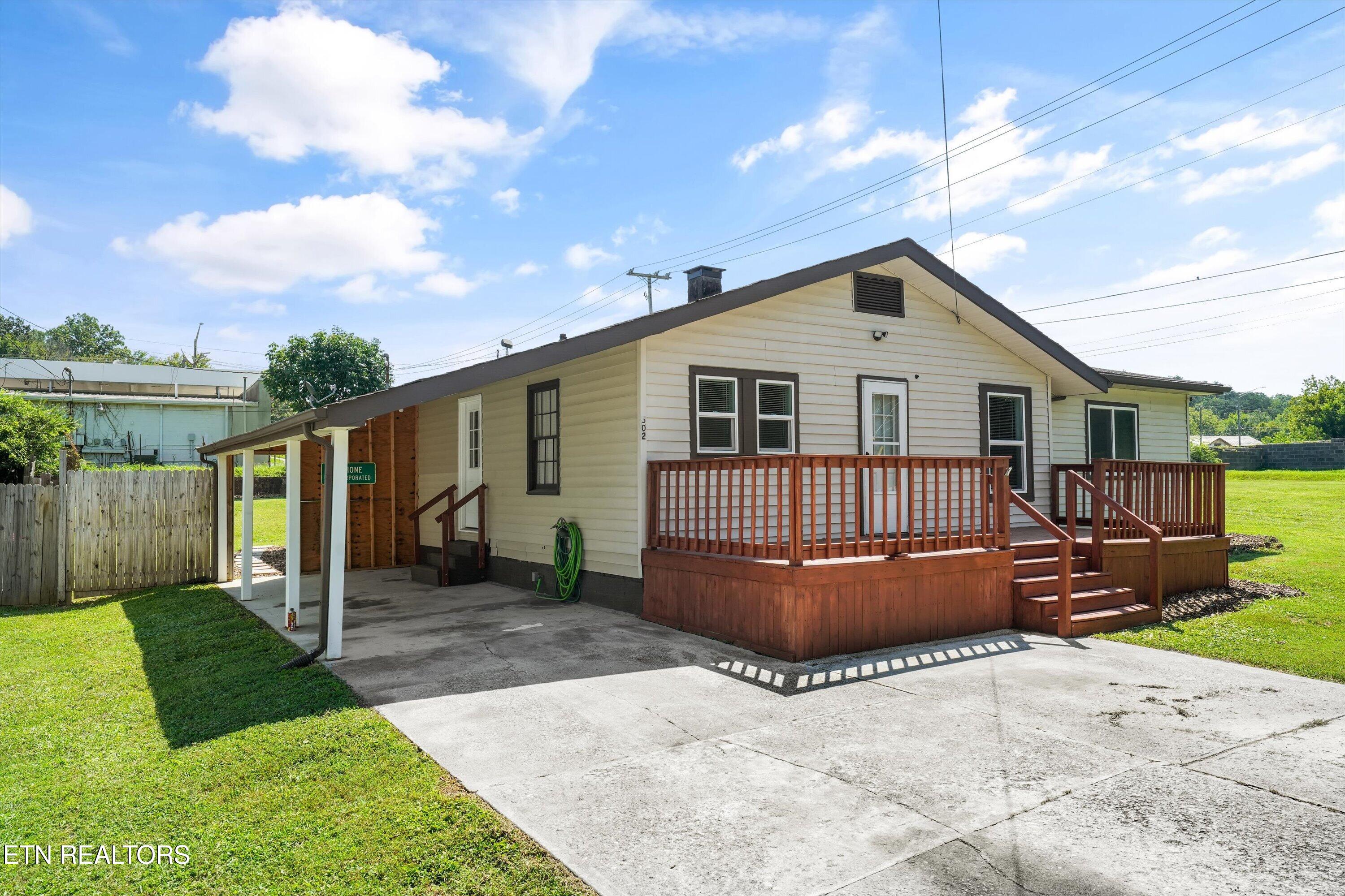 502 Wallace Avenue Rocky Top TN 37769