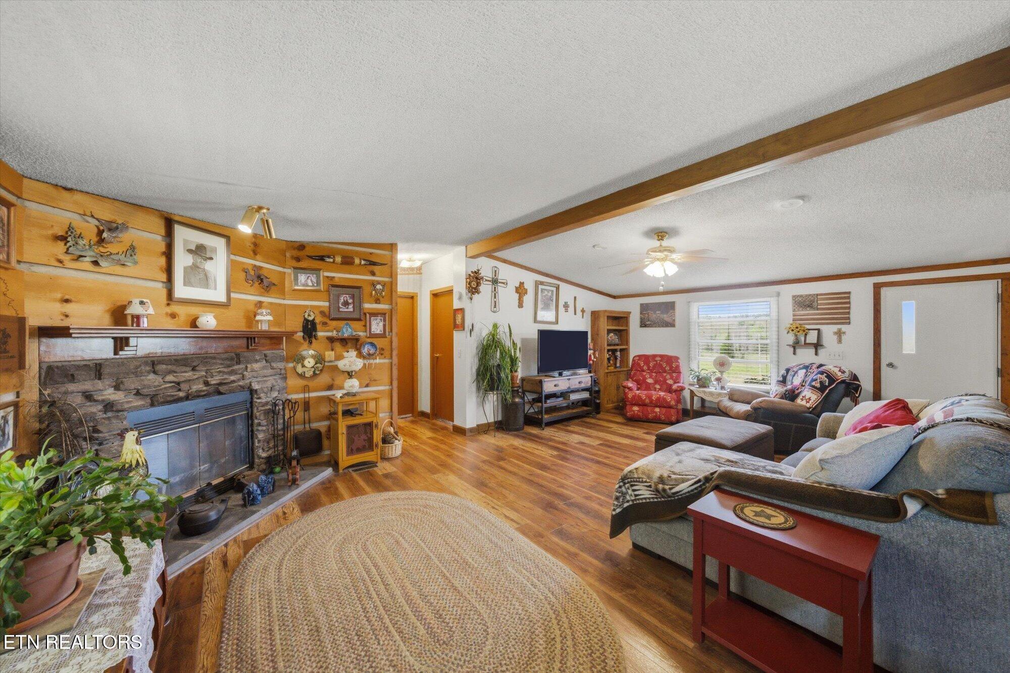2779 River Road Ten Mile TN 37880