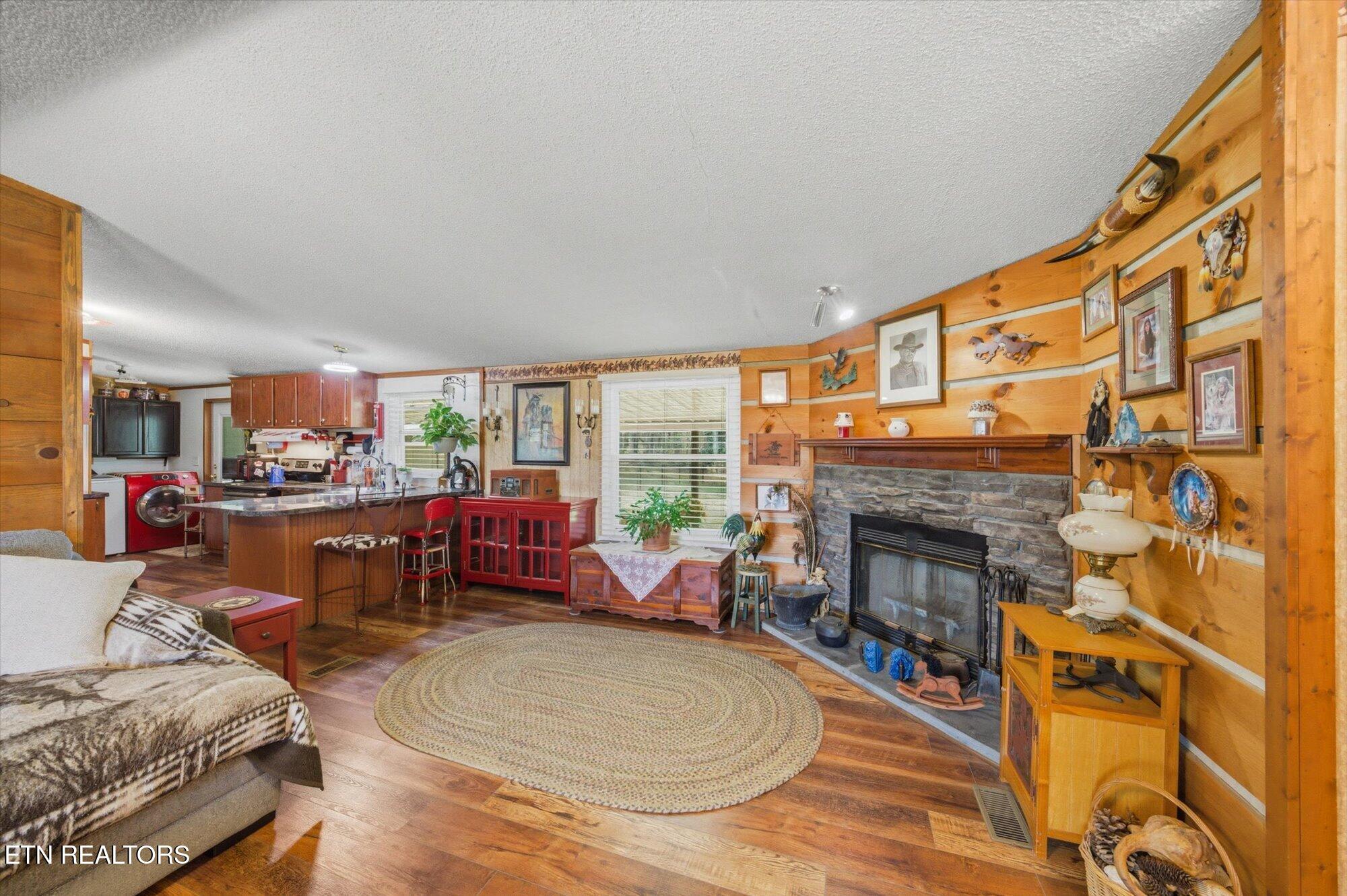2779 River Road Ten Mile TN 37880