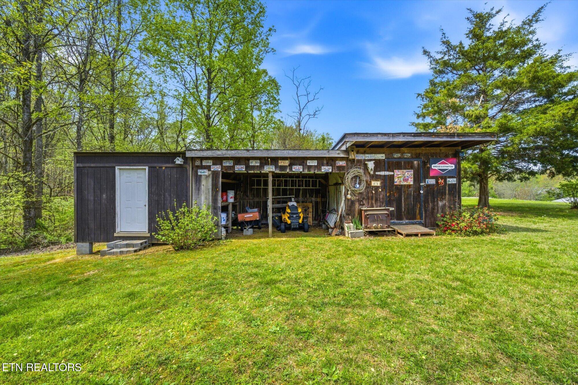 2779 River Road Ten Mile TN 37880