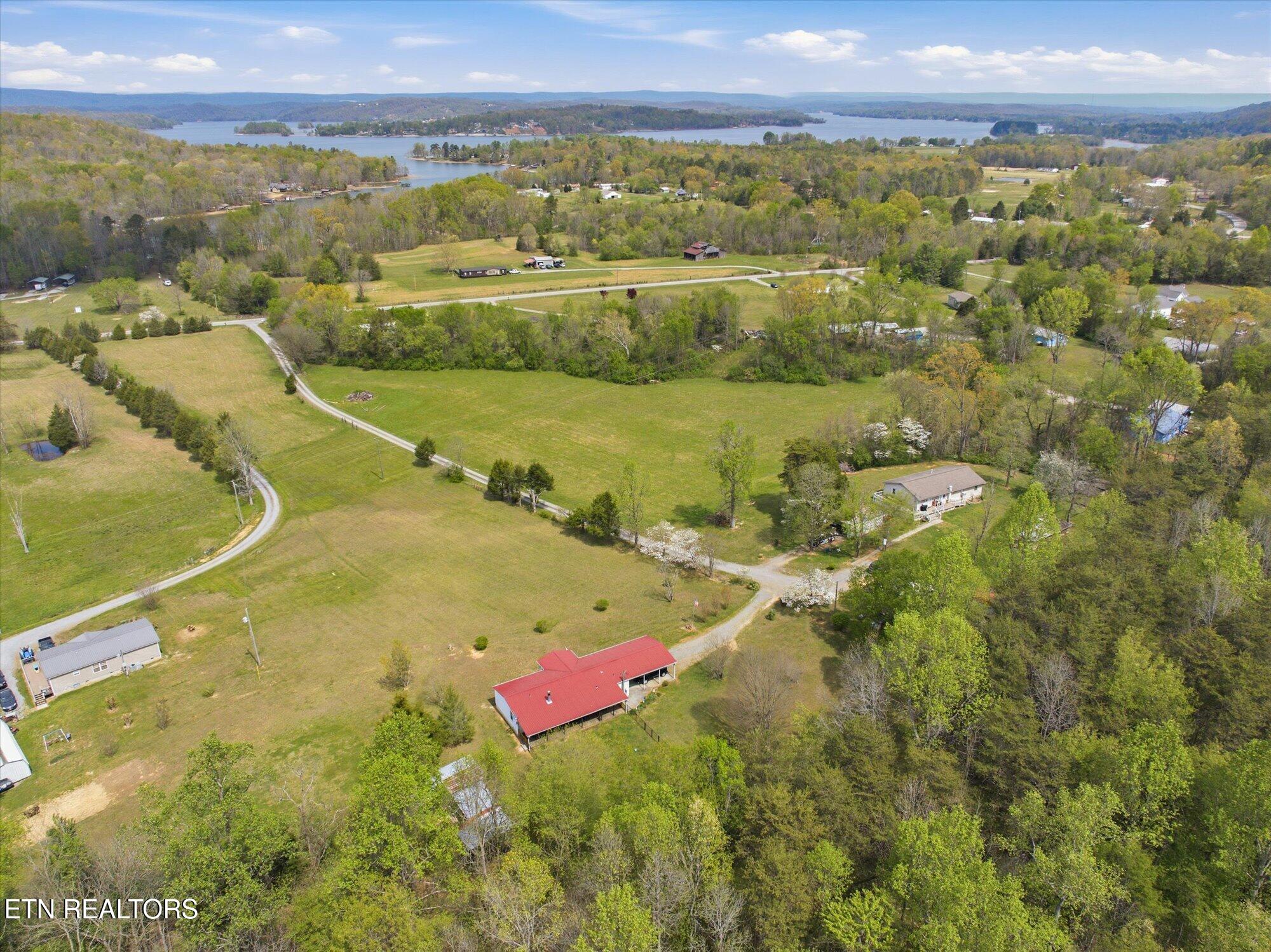 2779 River Road Ten Mile TN 37880