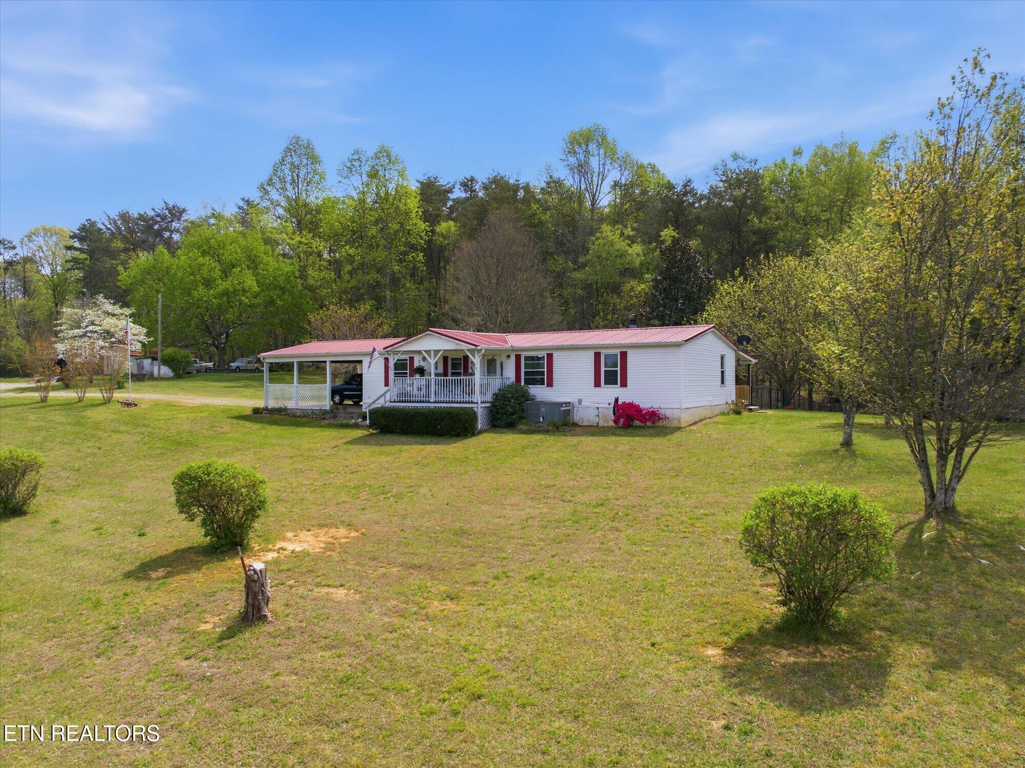 2779 River Road Ten Mile TN 37880