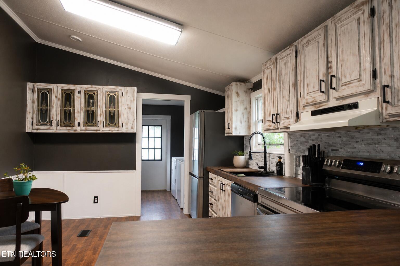115 Queener Street Jacksboro TN 37757
